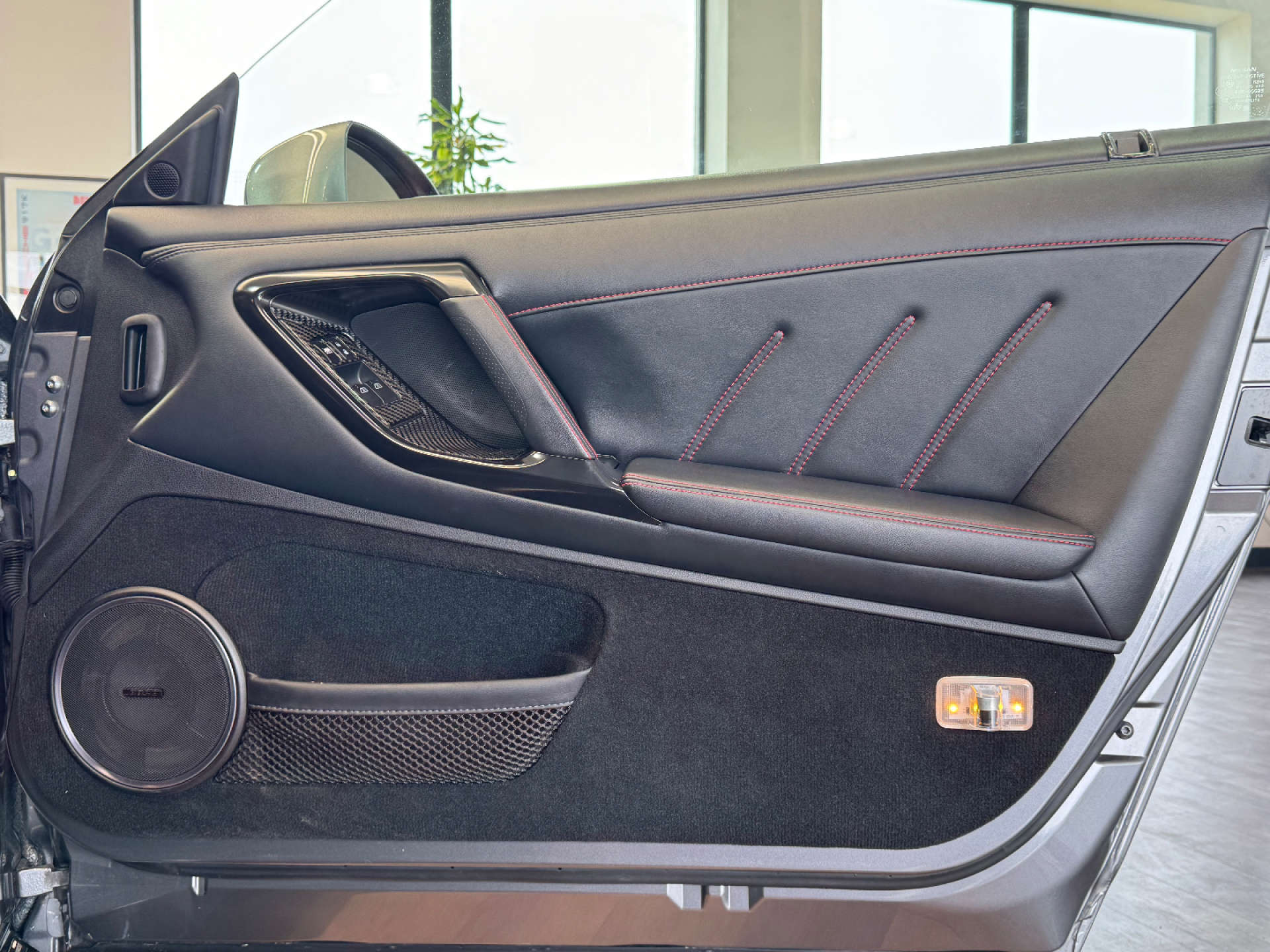 NISSAN GT-R 3.8 GT-R Recaro Semi-Auto 4WD 2dr #54