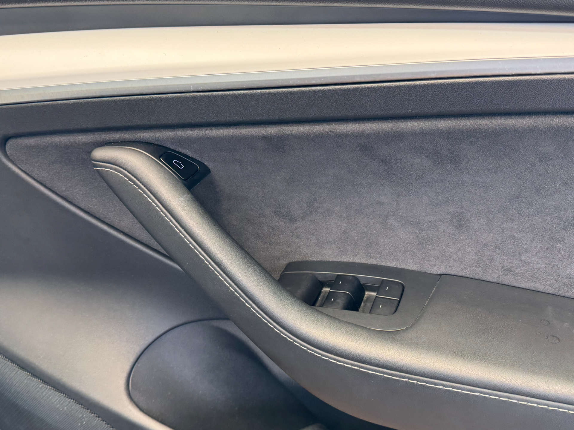TESLA MODEL 3 Model 3 Long Range AWD 4WD 4dr #35
