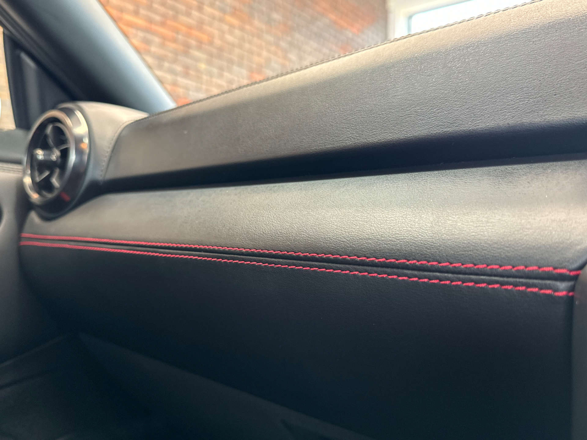 NISSAN GT-R 3.8 GT-R Recaro Semi-Auto 4WD 2dr #68
