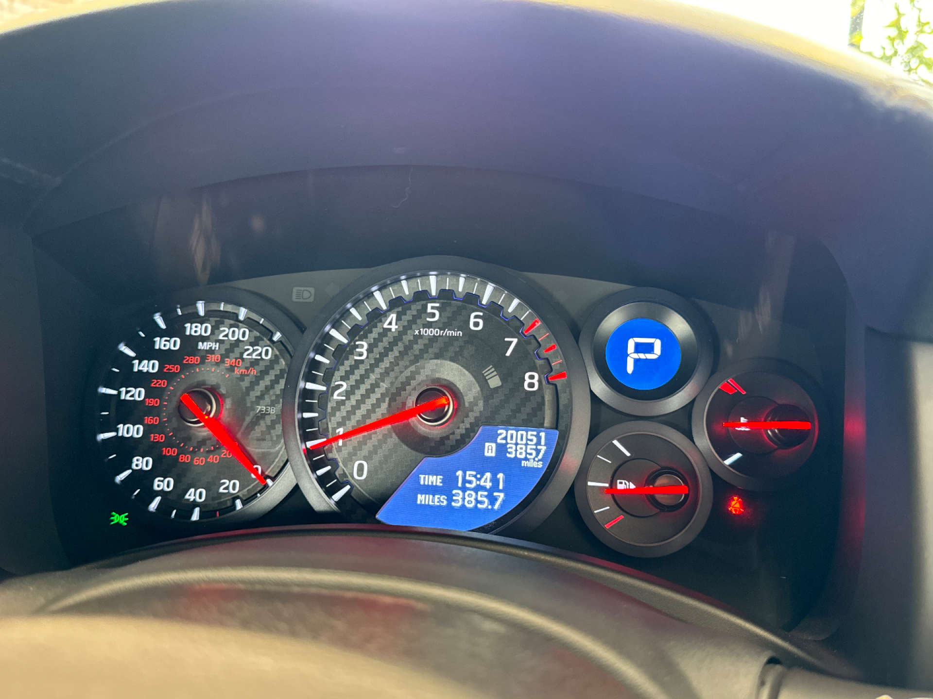 NISSAN GT-R 3.8 GT-R Recaro Semi-Auto 4WD 2dr #72