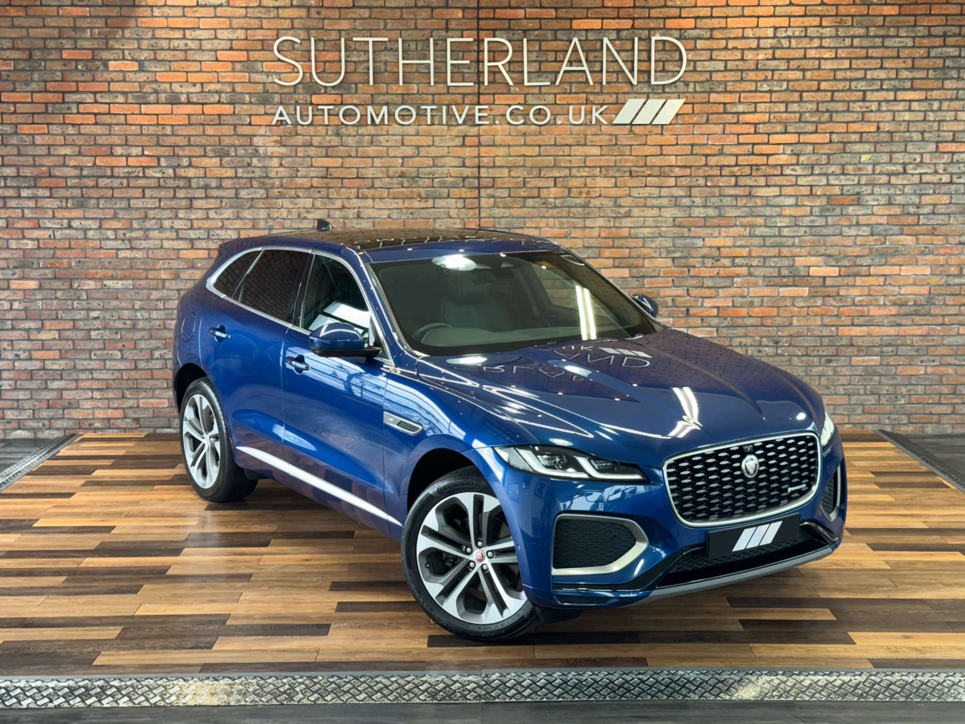 JAGUAR F-PACE 2.0 F-PACE R-Dynamic HSE D MHEV AWD Auto 4WD 5dr #1