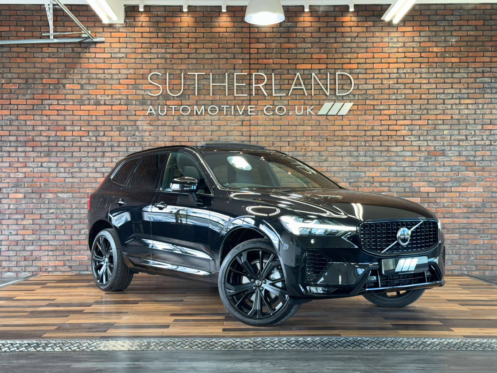 VOLVO XC60 2.0 XC60 R-Design Pro B4 MHEV AWD Auto 4WD 5dr #0
