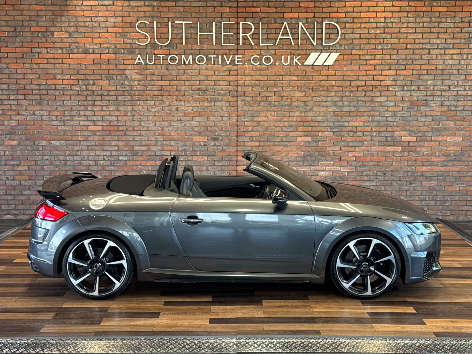 AUDI TT 2.5 TT RS Sport Edition TFSI Quattro Semi-Auto 4WD 2dr #5