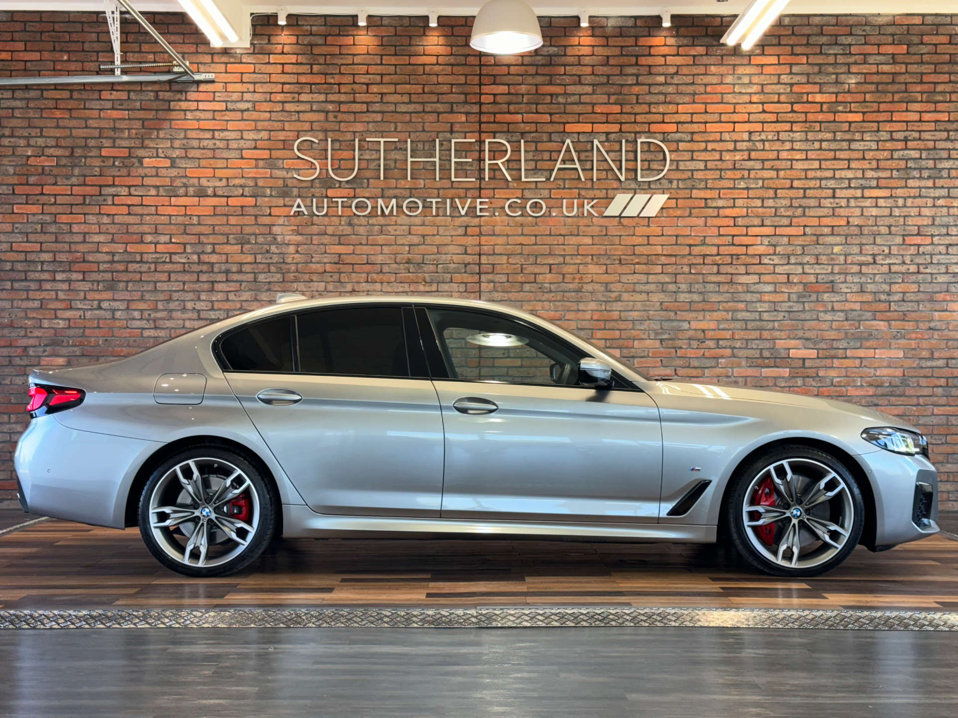 BMW 5 SERIES 3.0 530d xDrive M Sport Edition MHEV Auto 4WD 4dr #2