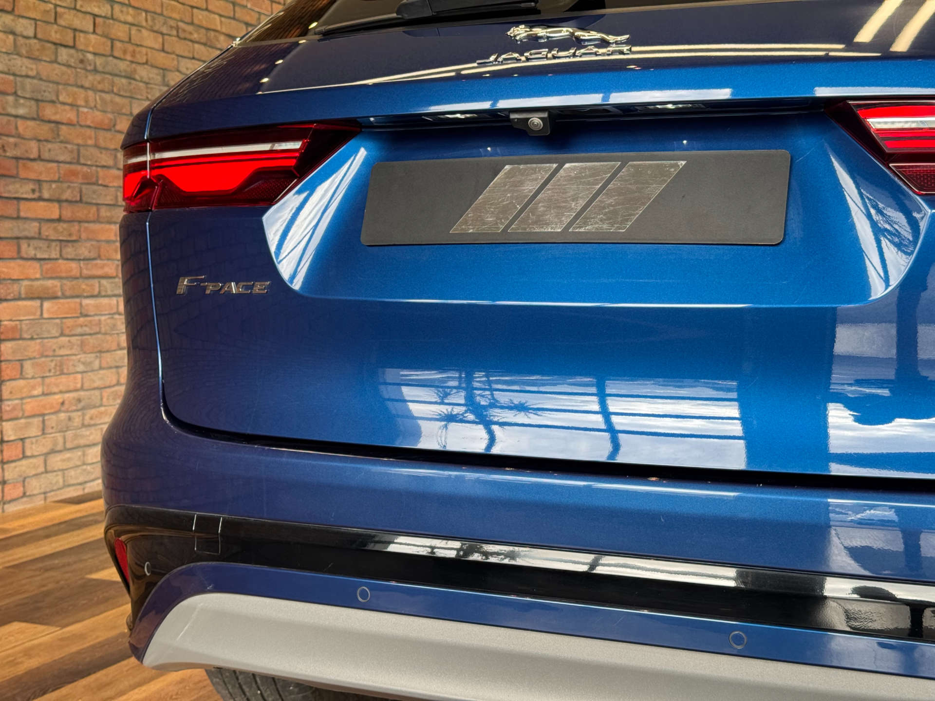 JAGUAR F-PACE 2.0 F-PACE R-Dynamic HSE D MHEV AWD Auto 4WD 5dr #26