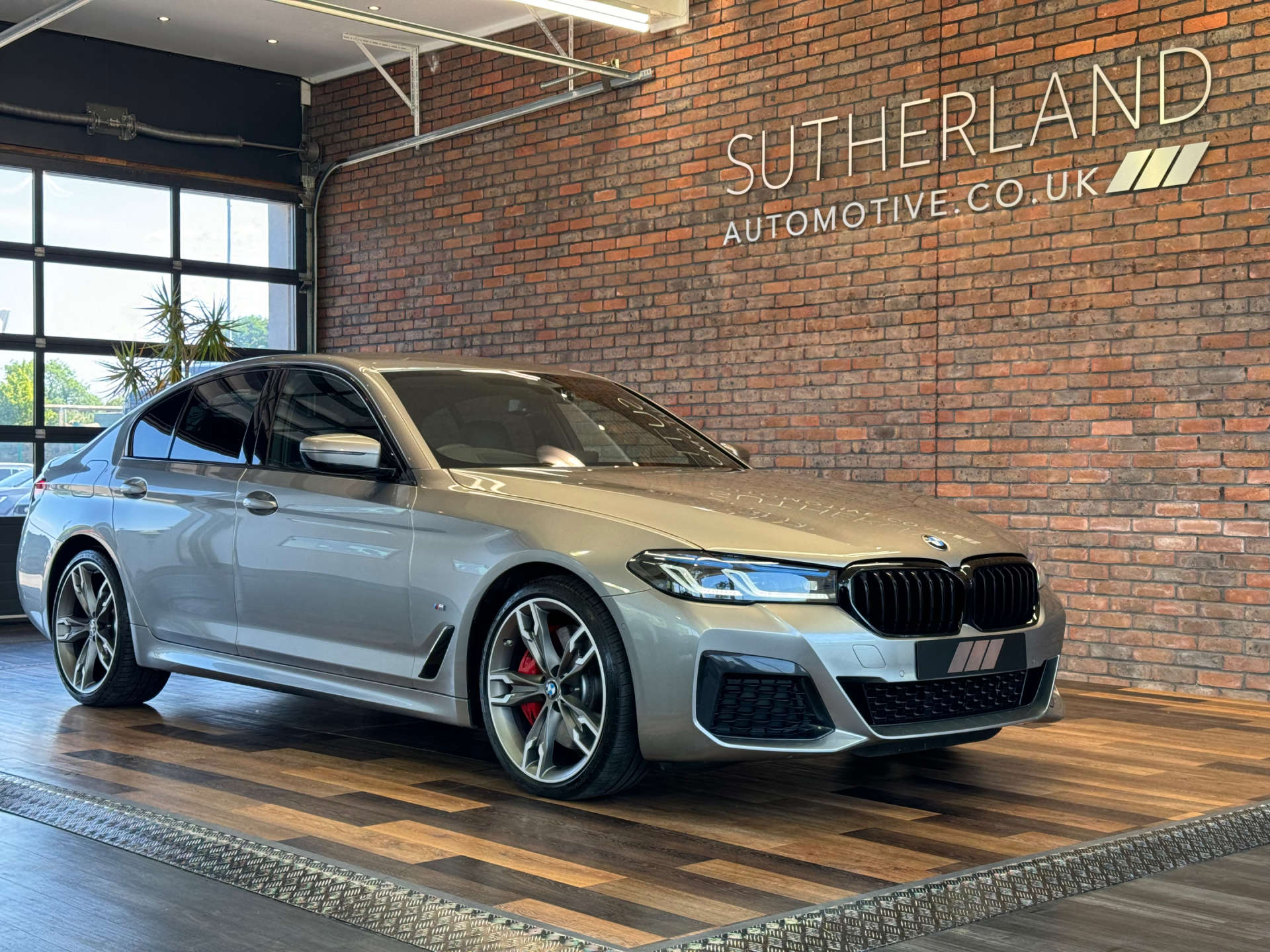 BMW 5 SERIES 3.0 530d xDrive M Sport Edition MHEV Auto 4WD 4dr #4