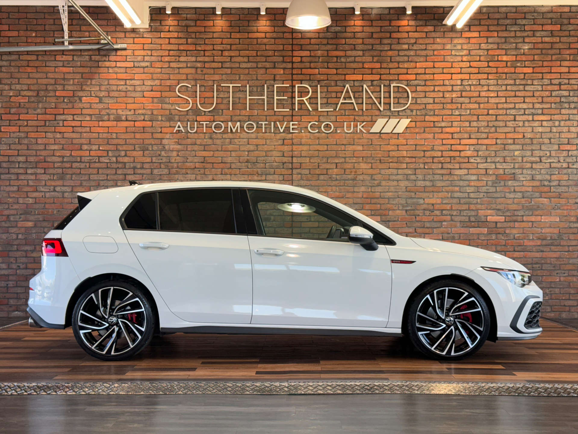 VOLKSWAGEN GOLF 2.0 Golf GTi TSi Semi-Auto 5dr #2