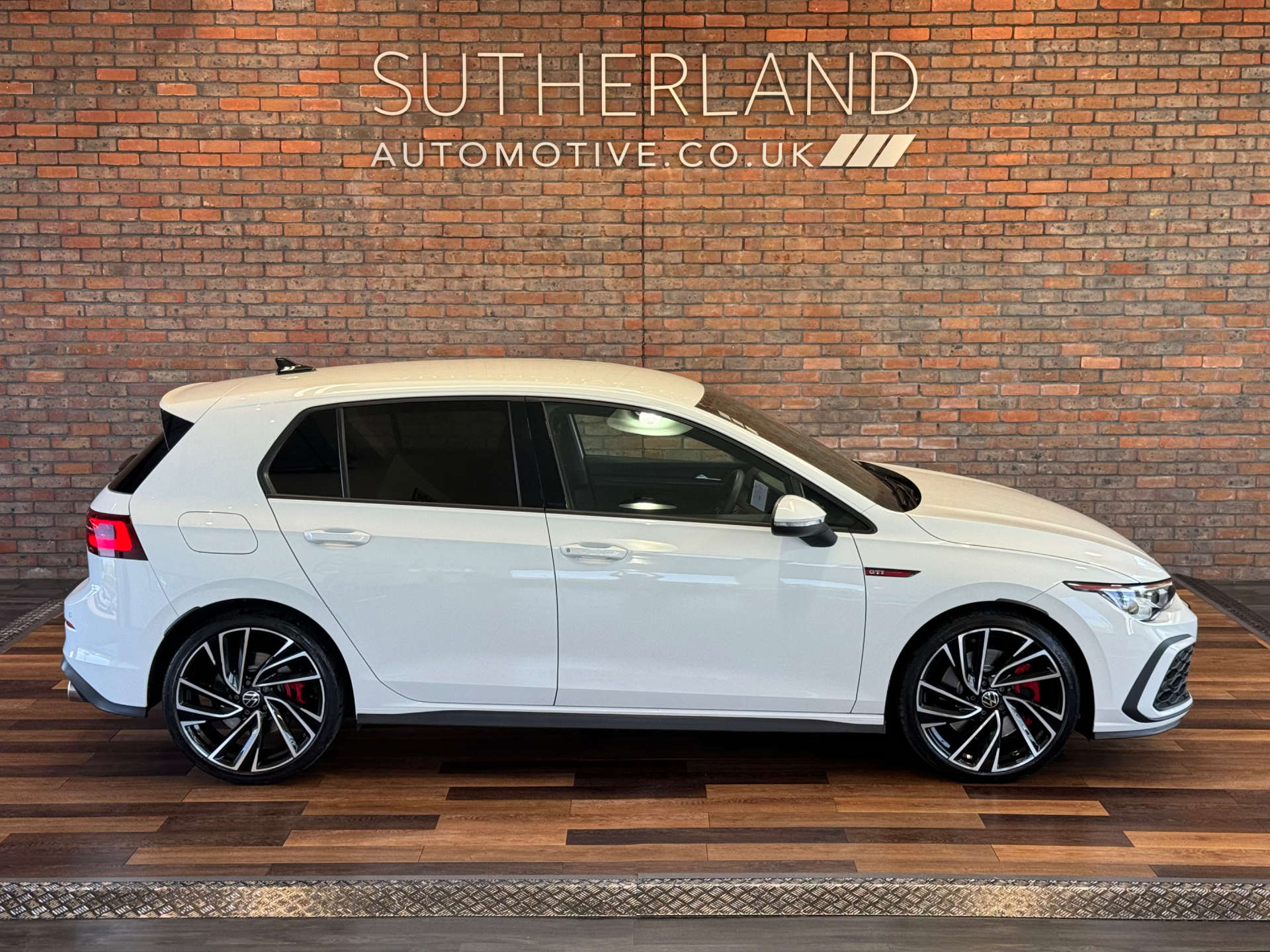 VOLKSWAGEN GOLF 2.0 Golf GTi TSi Semi-Auto 5dr #3