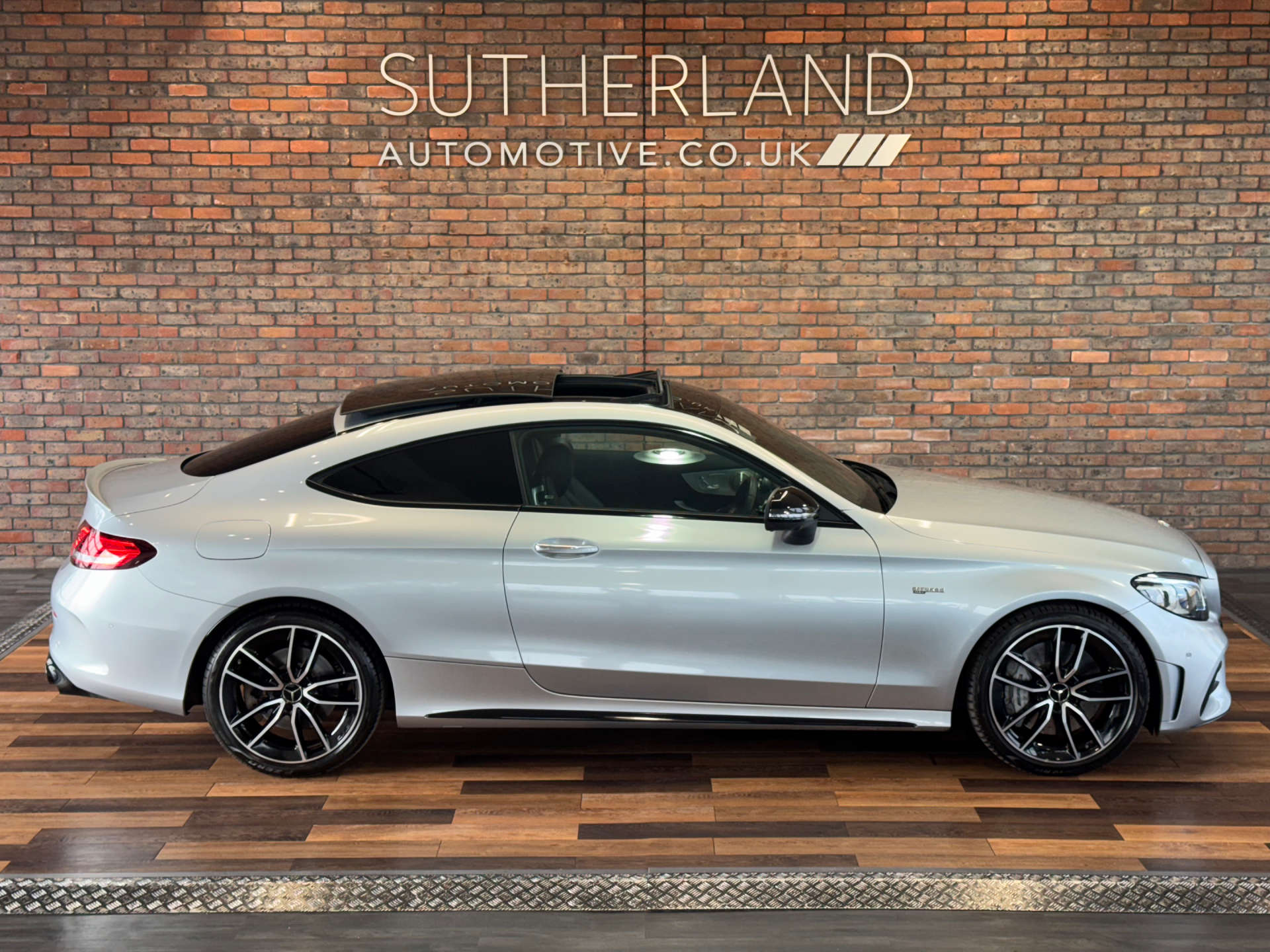 MERCEDES-BENZ C-CLASS 3.0 AMG C 43 Night Edition Premium+ 4Matic Auto 4WD 2dr #4
