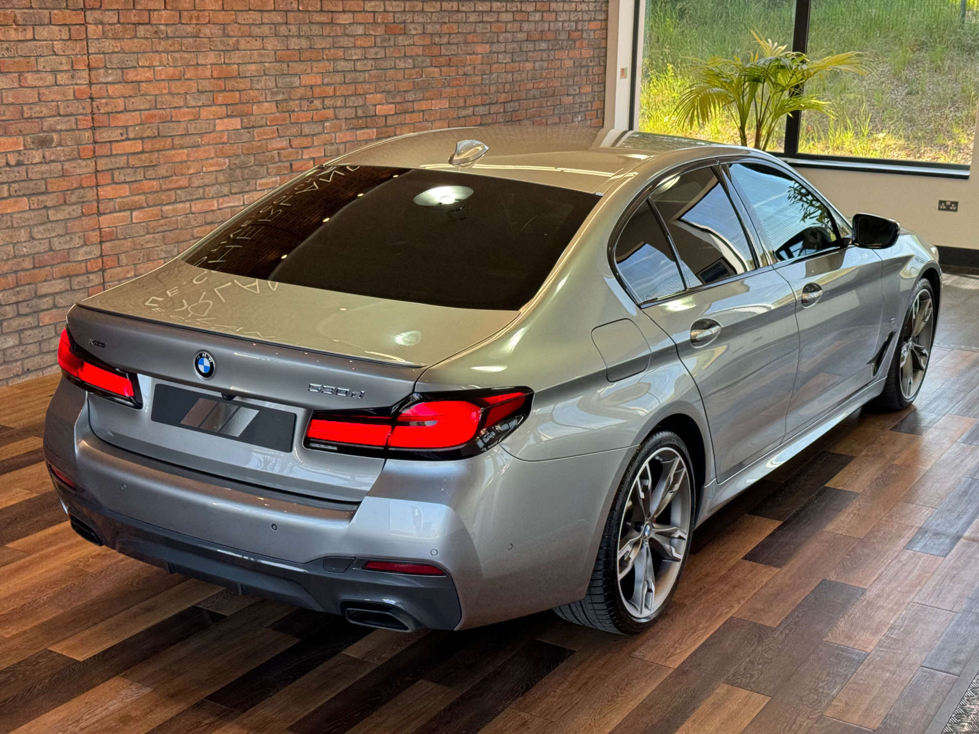 BMW 5 SERIES 3.0 530d xDrive M Sport Edition MHEV Auto 4WD 4dr #7