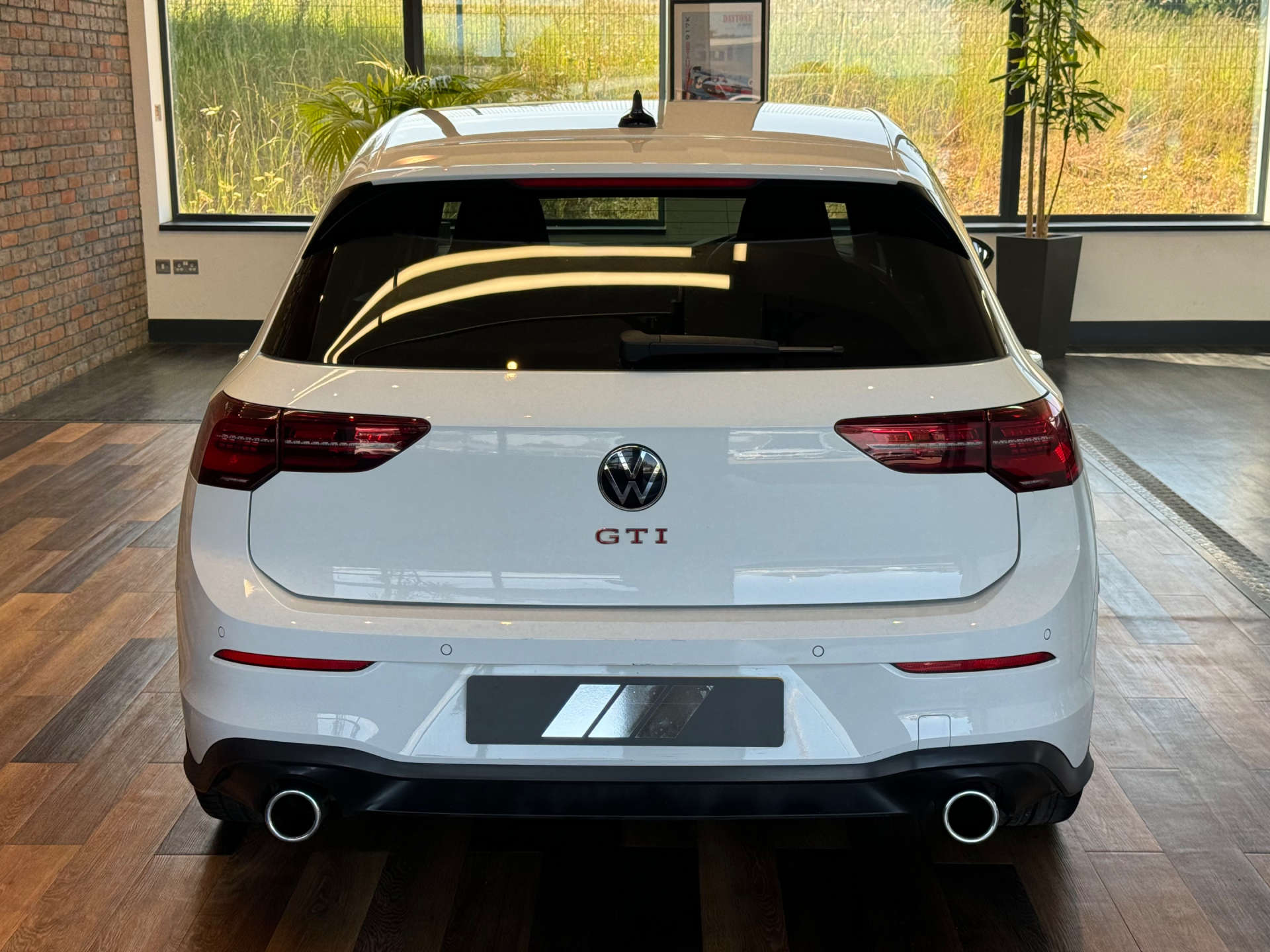VOLKSWAGEN GOLF 2.0 Golf GTi TSi Semi-Auto 5dr #8