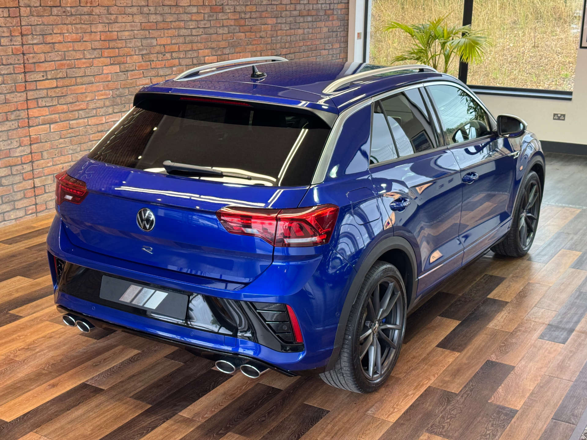 VOLKSWAGEN T-ROC 2.0 T-Roc R TSi 4Motion Semi-Auto 4WD 5dr #7