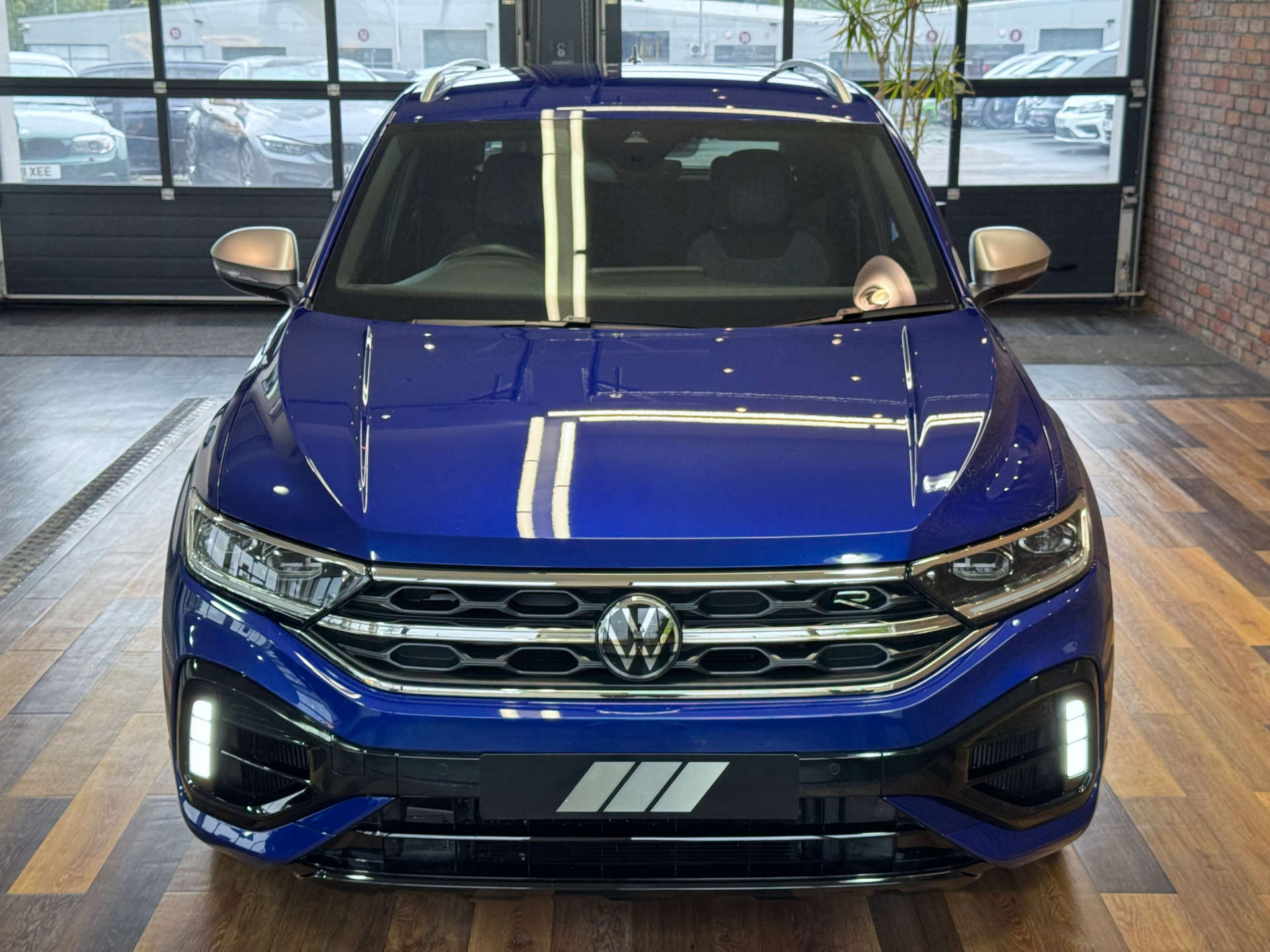 VOLKSWAGEN T-ROC 2.0 T-Roc R TSi 4Motion Semi-Auto 4WD 5dr #10