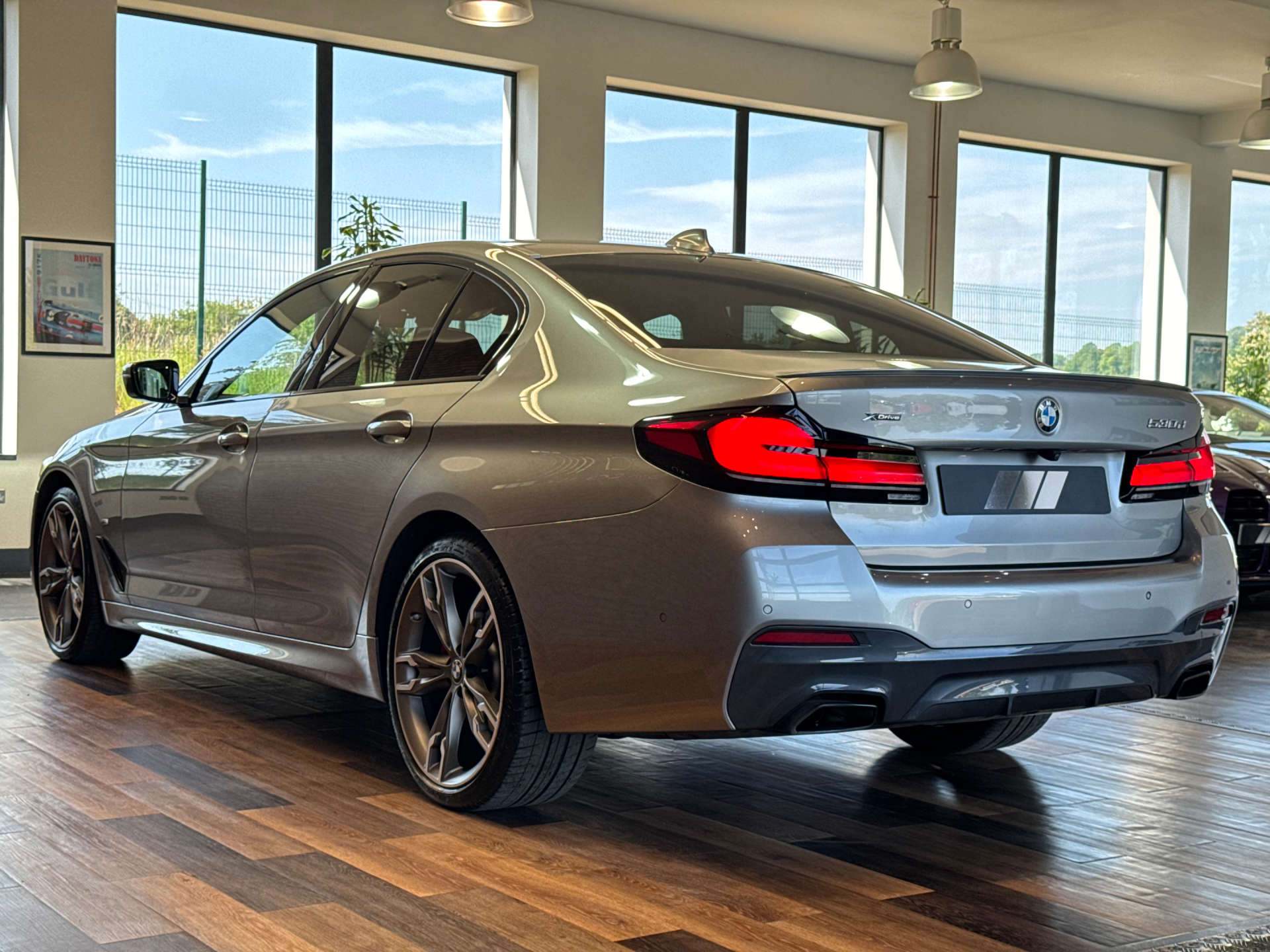 BMW 5 SERIES 3.0 530d xDrive M Sport Edition MHEV Auto 4WD 4dr #9