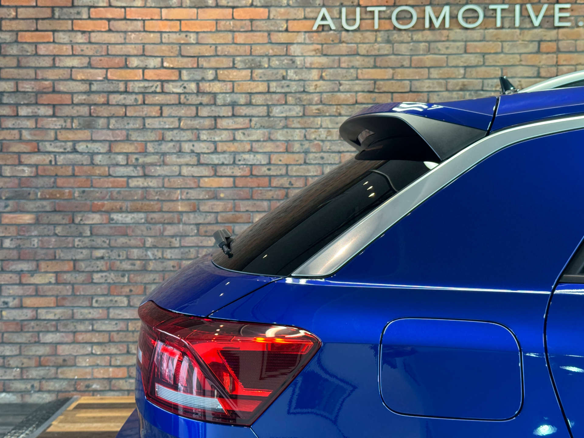 VOLKSWAGEN T-ROC 2.0 T-Roc R TSi 4Motion Semi-Auto 4WD 5dr #20