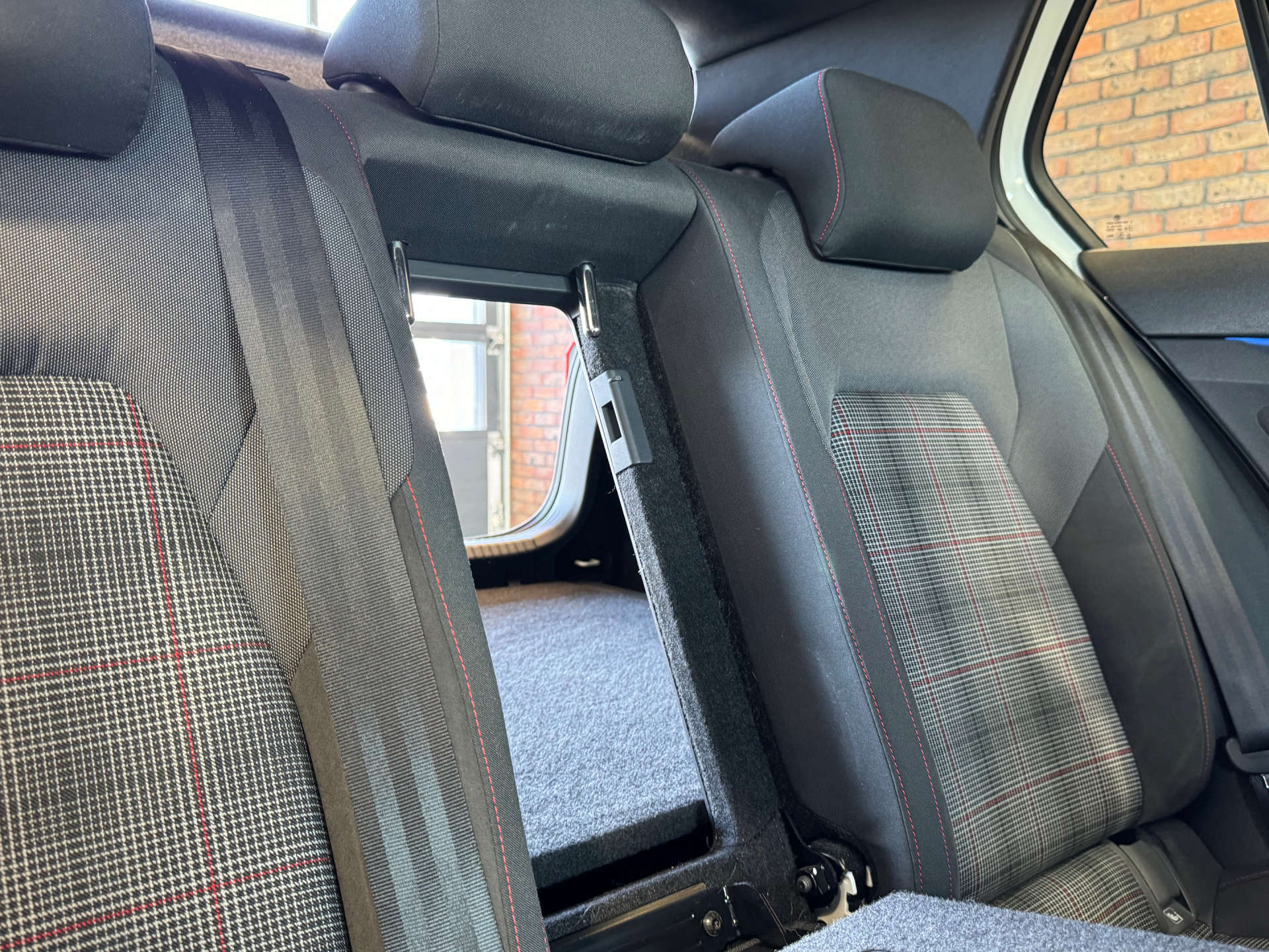 VOLKSWAGEN GOLF 2.0 Golf GTi TSi Semi-Auto 5dr #24