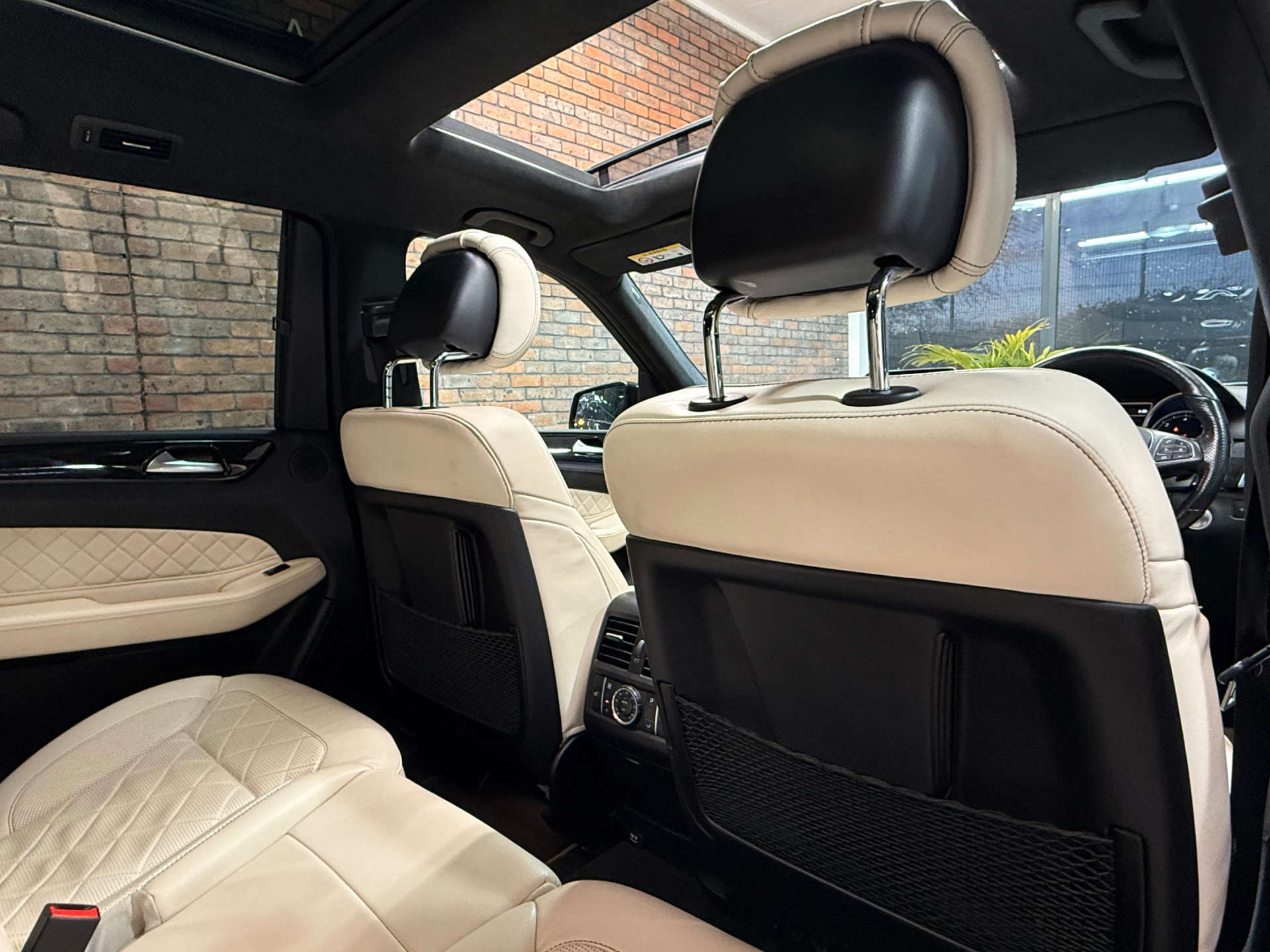 MERCEDES-BENZ GLS 3.0 GLS 350 Grand Edition D 4Matic Auto 4WD 5dr #20