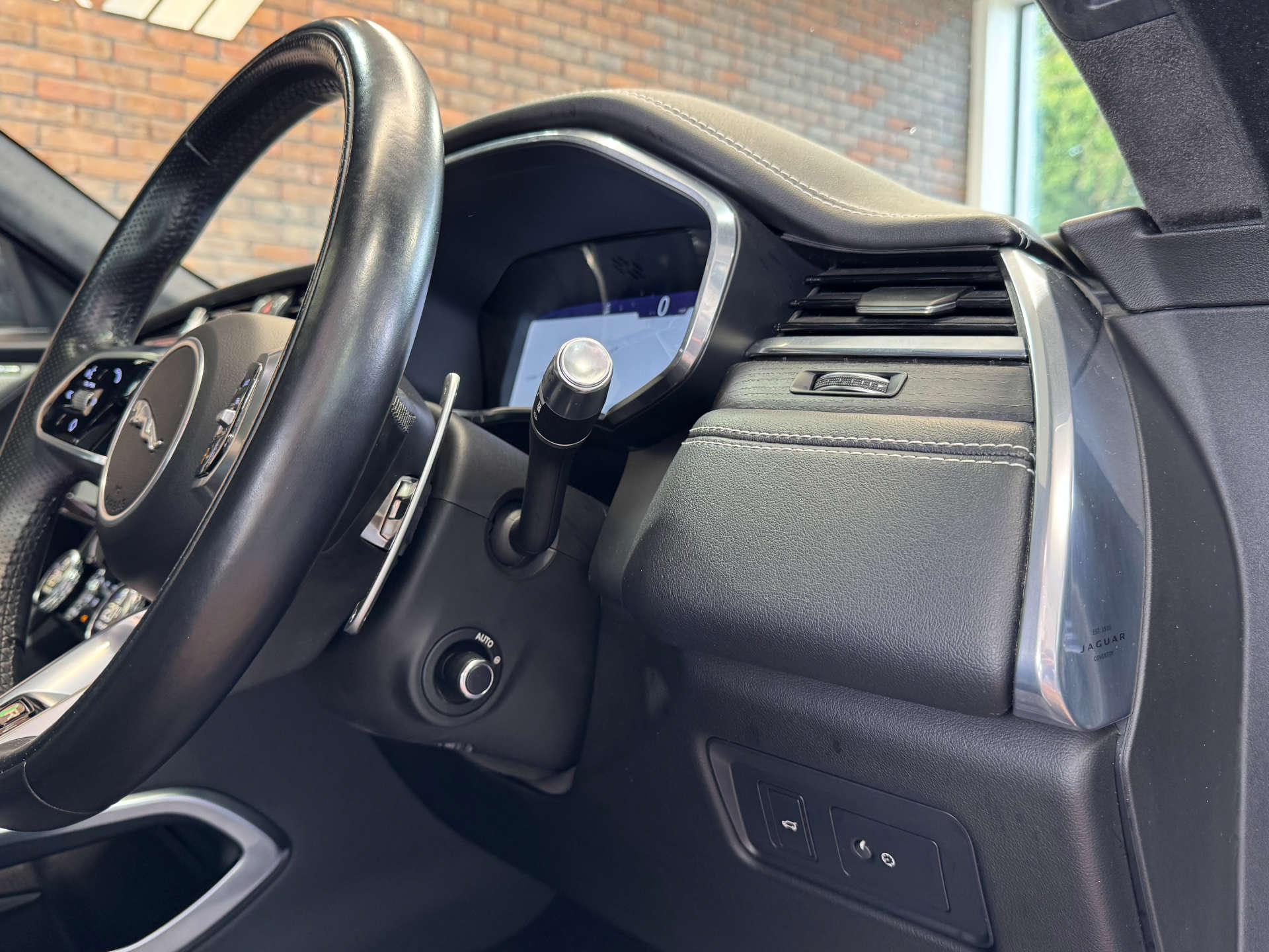 JAGUAR F-PACE 2.0 F-PACE R-Dynamic HSE D MHEV AWD Auto 4WD 5dr #67