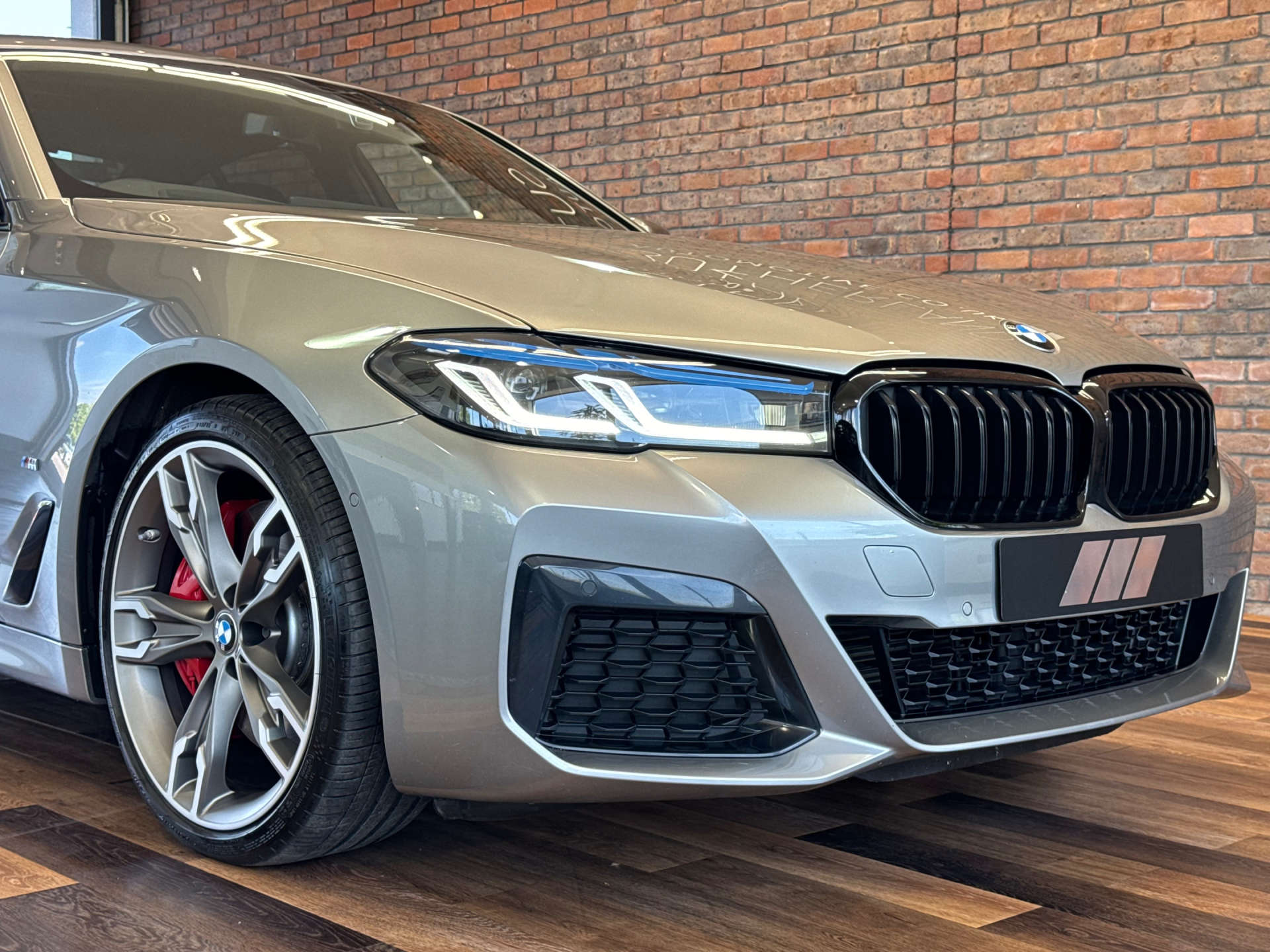 BMW 5 SERIES 3.0 530d xDrive M Sport Edition MHEV Auto 4WD 4dr #12