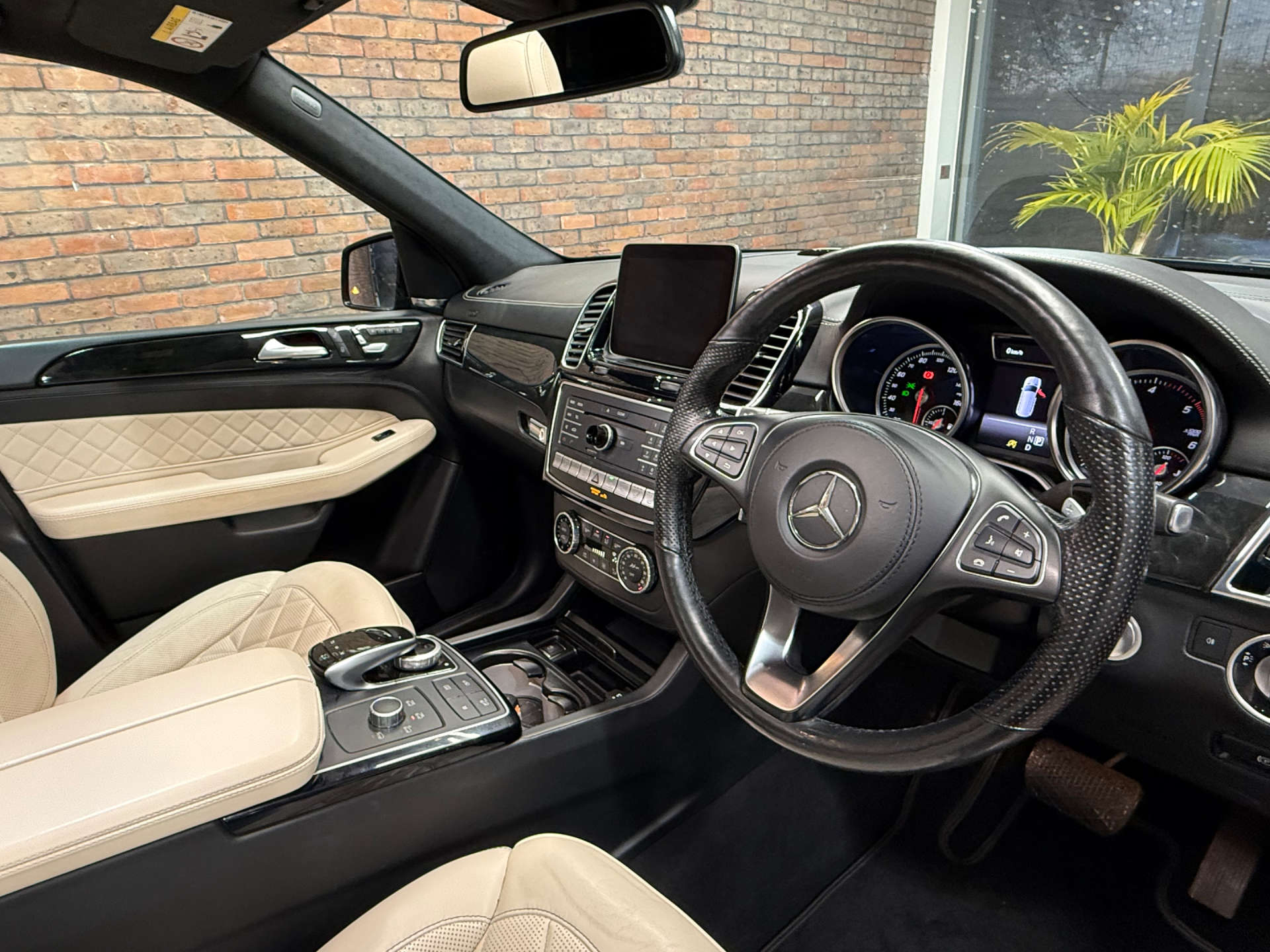 MERCEDES-BENZ GLS 3.0 GLS 350 Grand Edition D 4Matic Auto 4WD 5dr #25