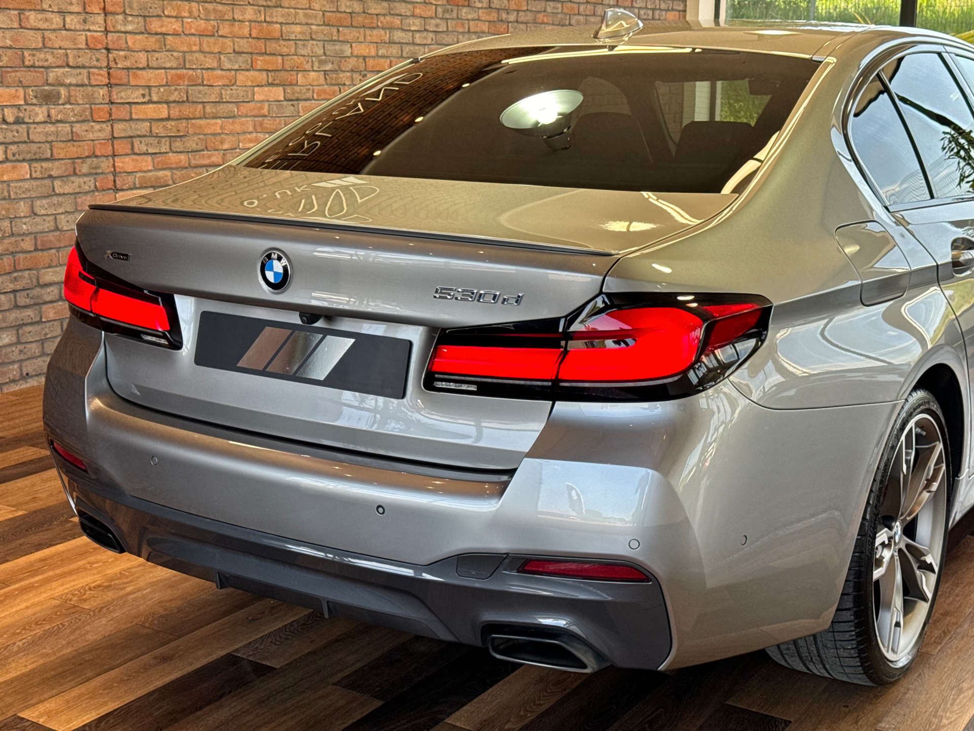 BMW 5 SERIES 3.0 530d xDrive M Sport Edition MHEV Auto 4WD 4dr #20