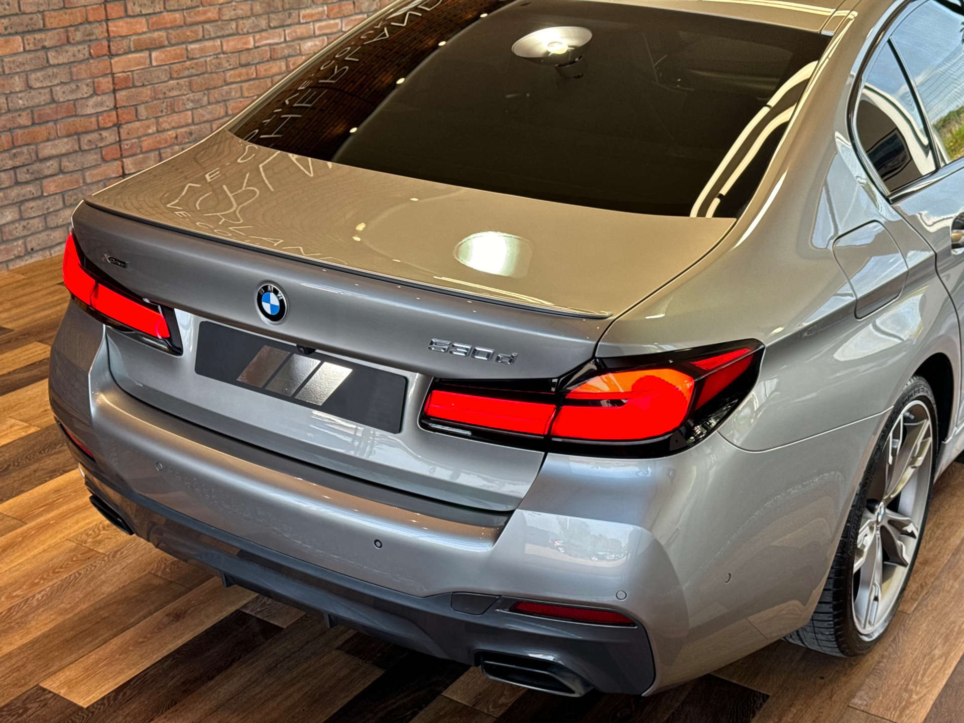 BMW 5 SERIES 3.0 530d xDrive M Sport Edition MHEV Auto 4WD 4dr #21