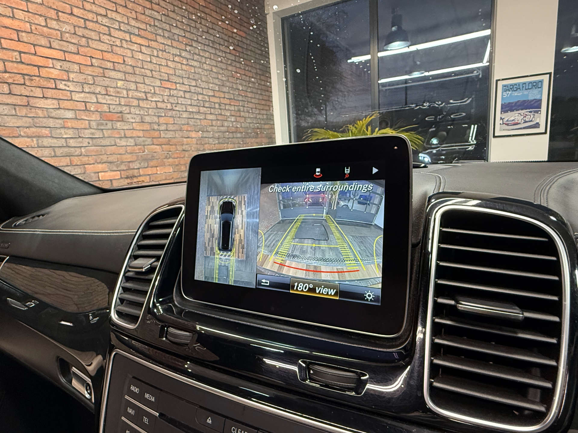 MERCEDES-BENZ GLS 3.0 GLS 350 Grand Edition D 4Matic Auto 4WD 5dr #32