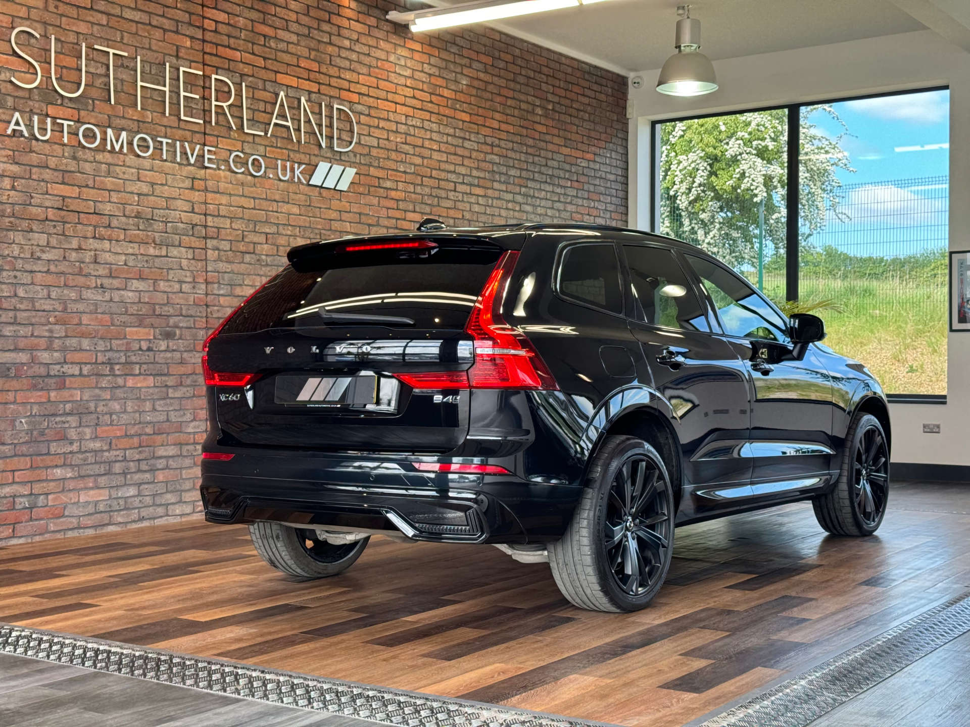 VOLVO XC60 2.0 XC60 R-Design Pro B4 MHEV AWD Auto 4WD 5dr #6