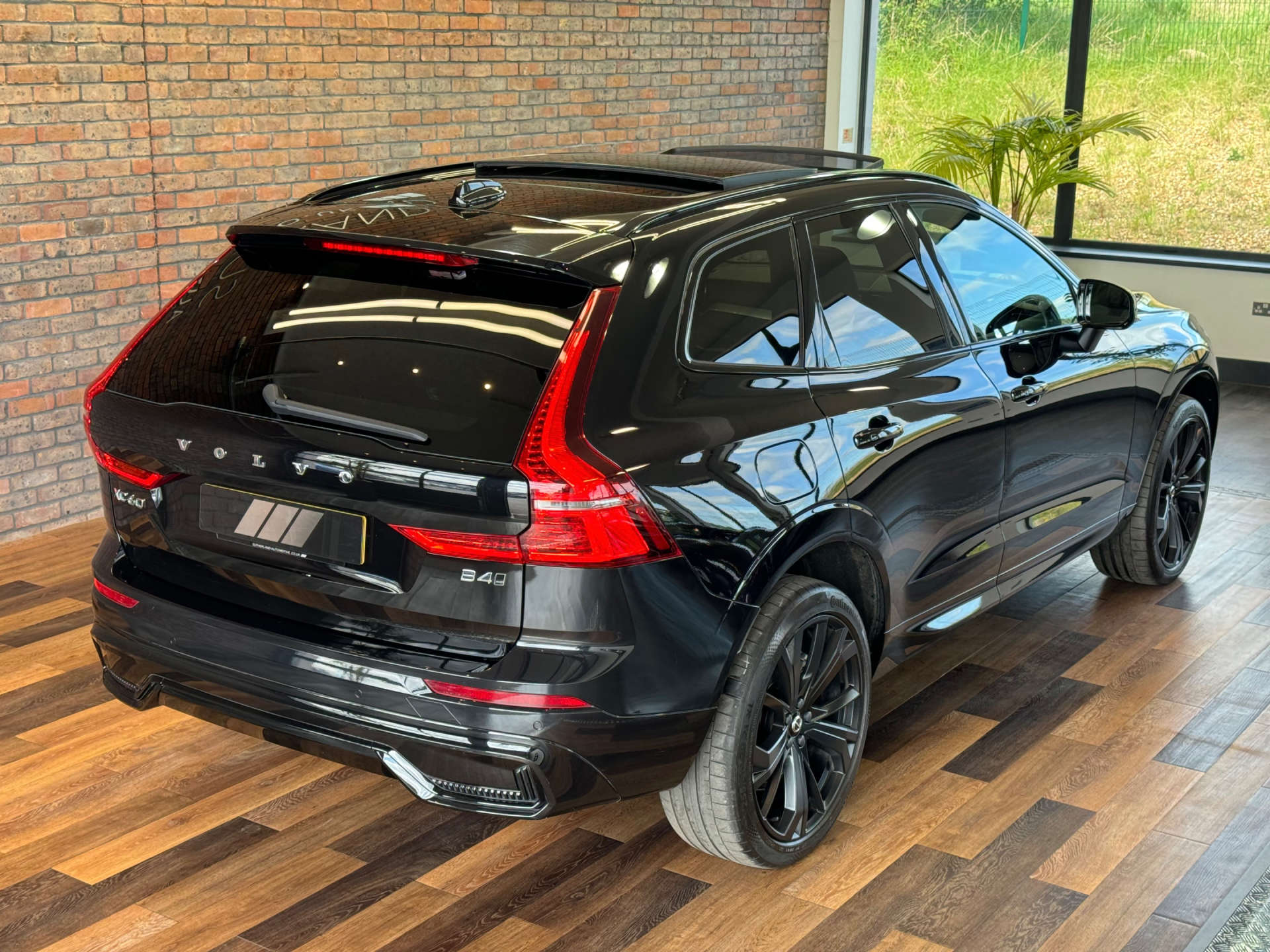 VOLVO XC60 2.0 XC60 R-Design Pro B4 MHEV AWD Auto 4WD 5dr #7