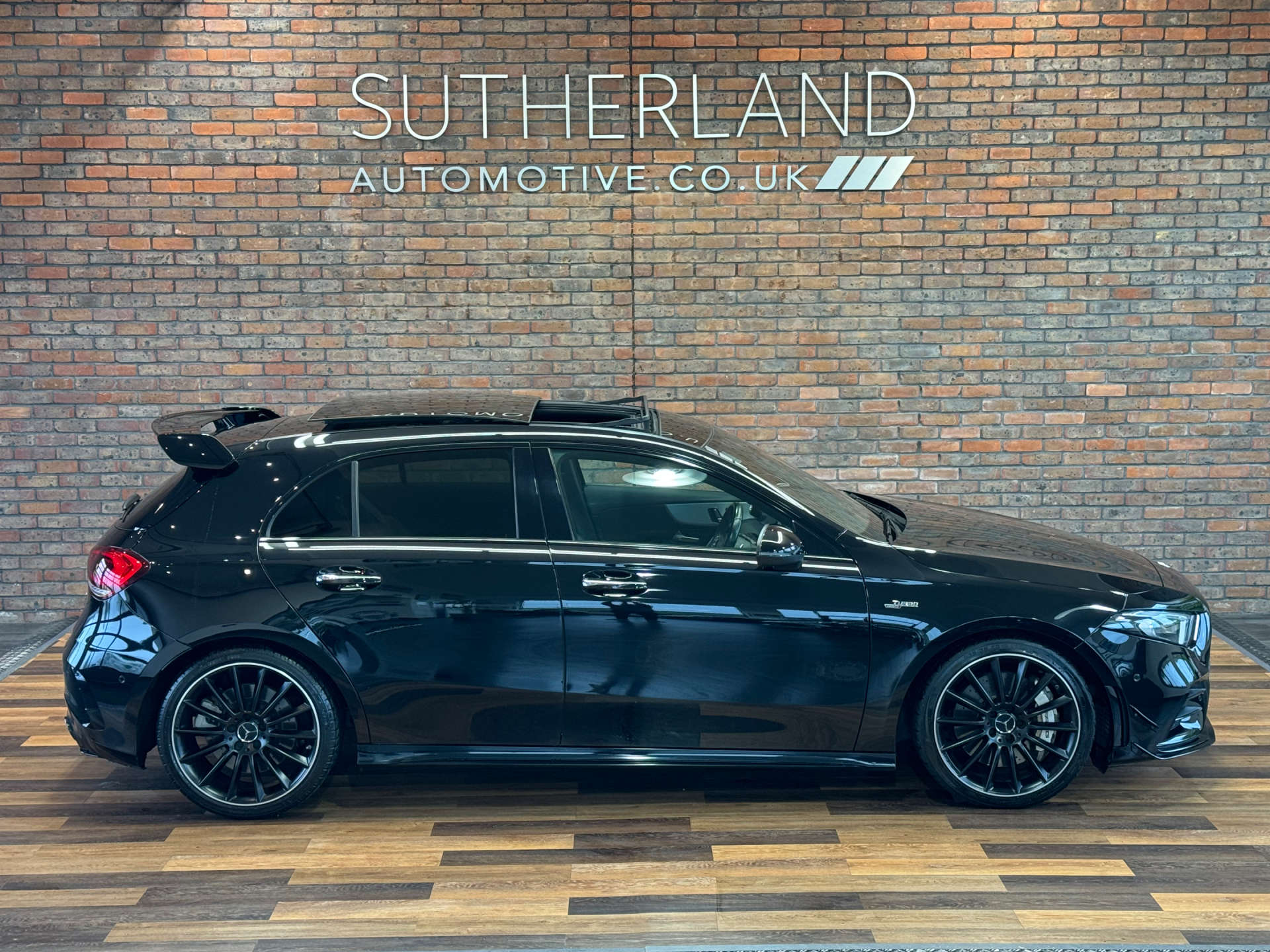 MERCEDES-BENZ A-CLASS 2.0 AMG A 35 4Matic Premium+ Auto 4WD 5dr #3