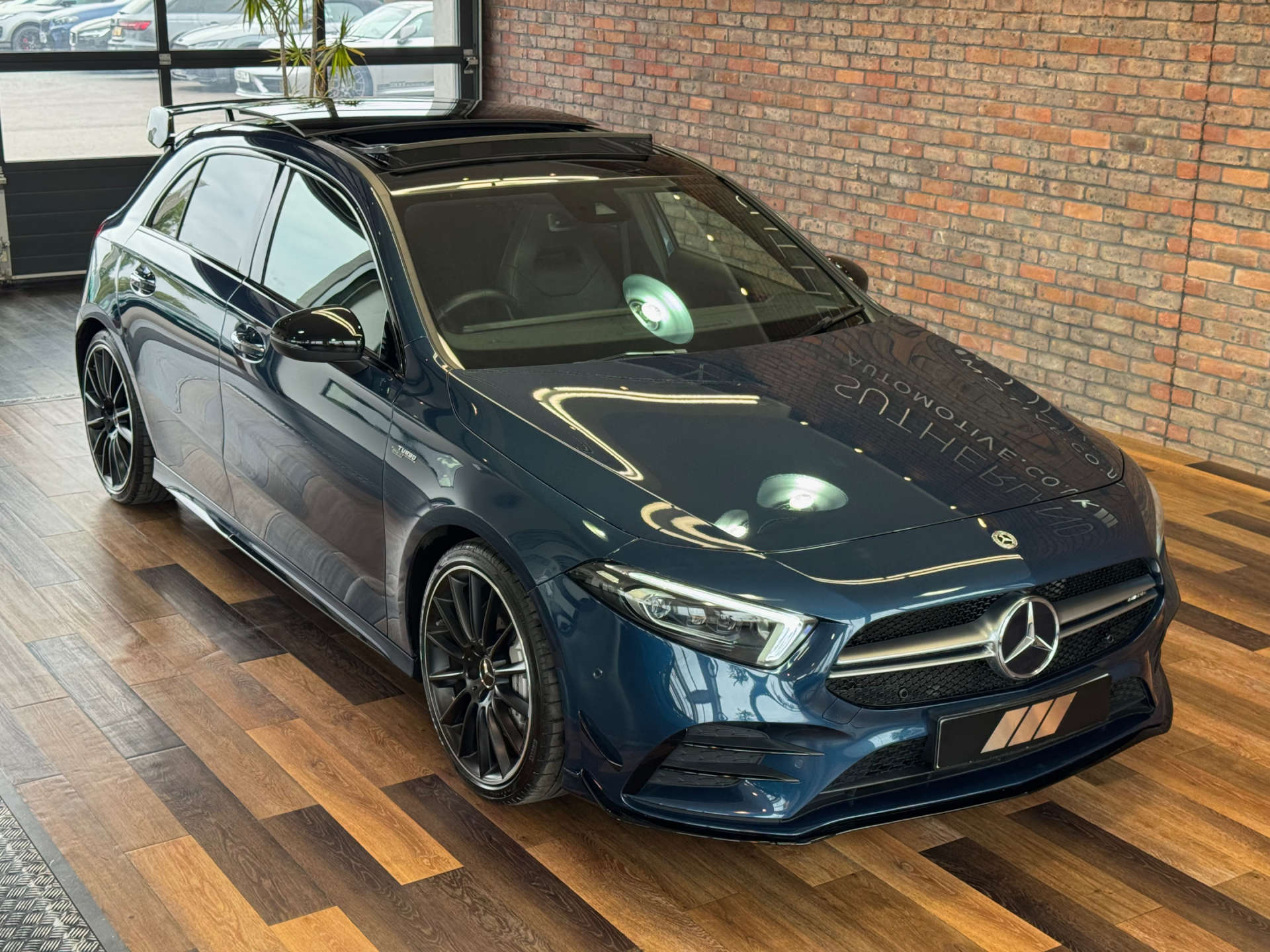 MERCEDES-BENZ A-CLASS 2.0 AMG A 35 Premium+ 4Matic Edition Auto 4WD 5dr #5