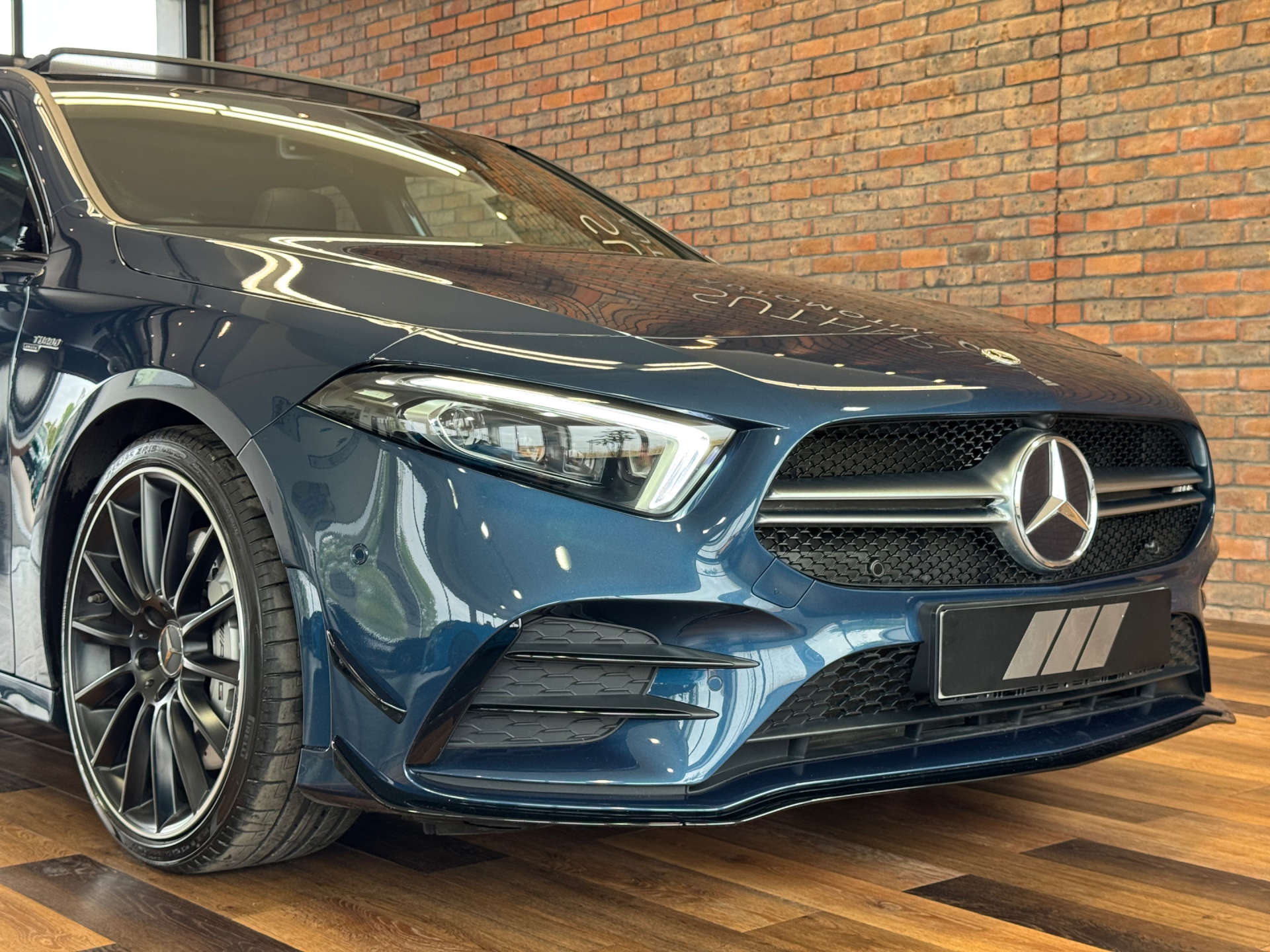 MERCEDES-BENZ A-CLASS 2.0 AMG A 35 Premium+ 4Matic Edition Auto 4WD 5dr #12