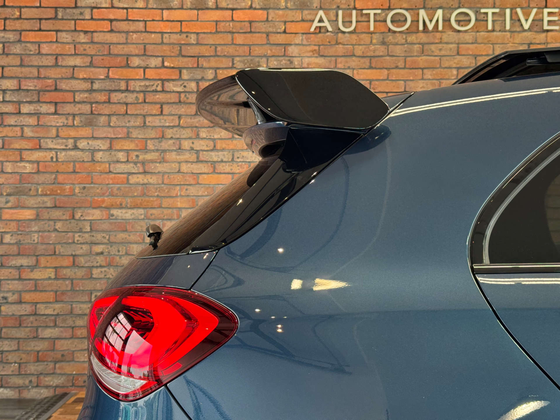 MERCEDES-BENZ A-CLASS 2.0 AMG A 35 Premium+ 4Matic Edition Auto 4WD 5dr #18