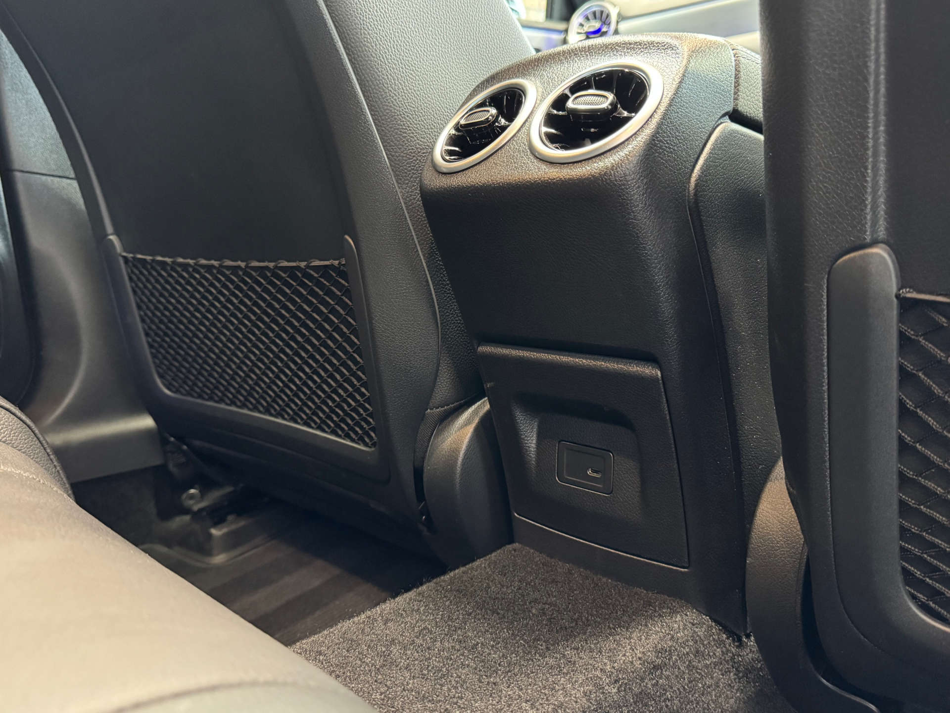 MERCEDES-BENZ A-CLASS 2.0 AMG A 35 Premium+ 4Matic Edition Auto 4WD 5dr #24