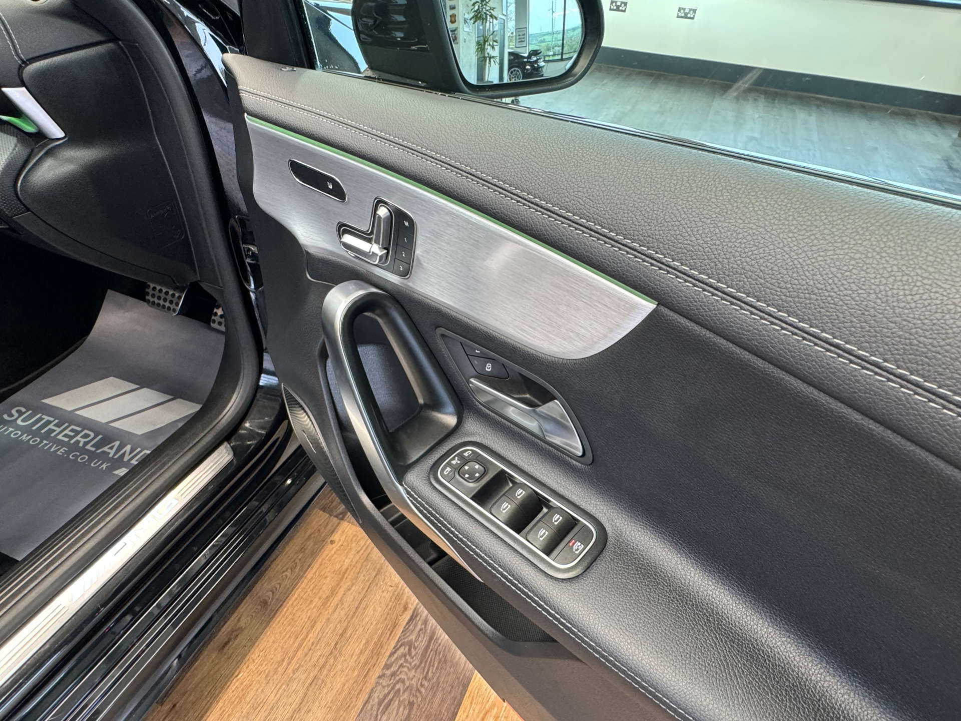 MERCEDES-BENZ A-CLASS 2.0 AMG A 35 4Matic Premium+ Auto 4WD 5dr #35