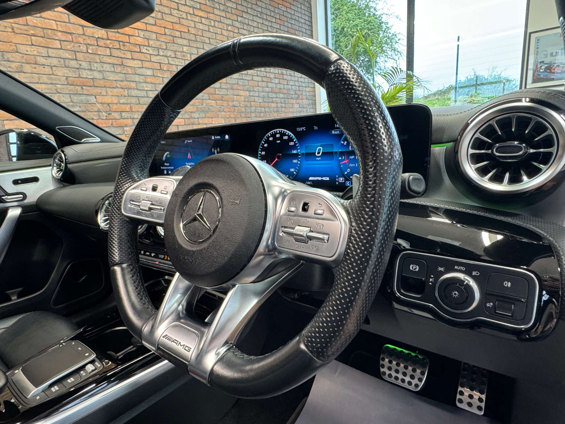 MERCEDES-BENZ A-CLASS 2.0 AMG A 35 4Matic Premium+ Auto 4WD 5dr #36