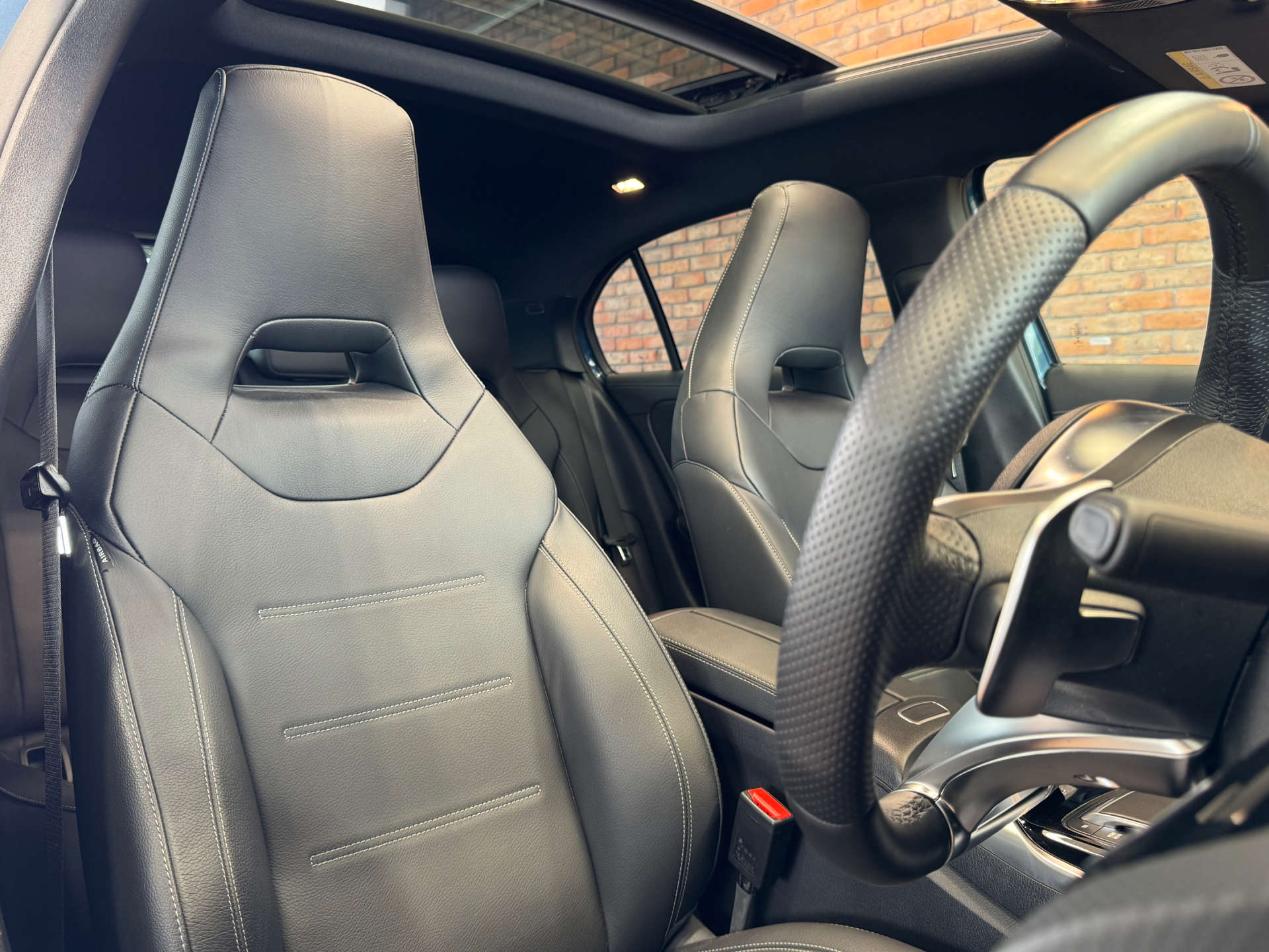 MERCEDES-BENZ A-CLASS 2.0 AMG A 35 Premium+ 4Matic Edition Auto 4WD 5dr #29