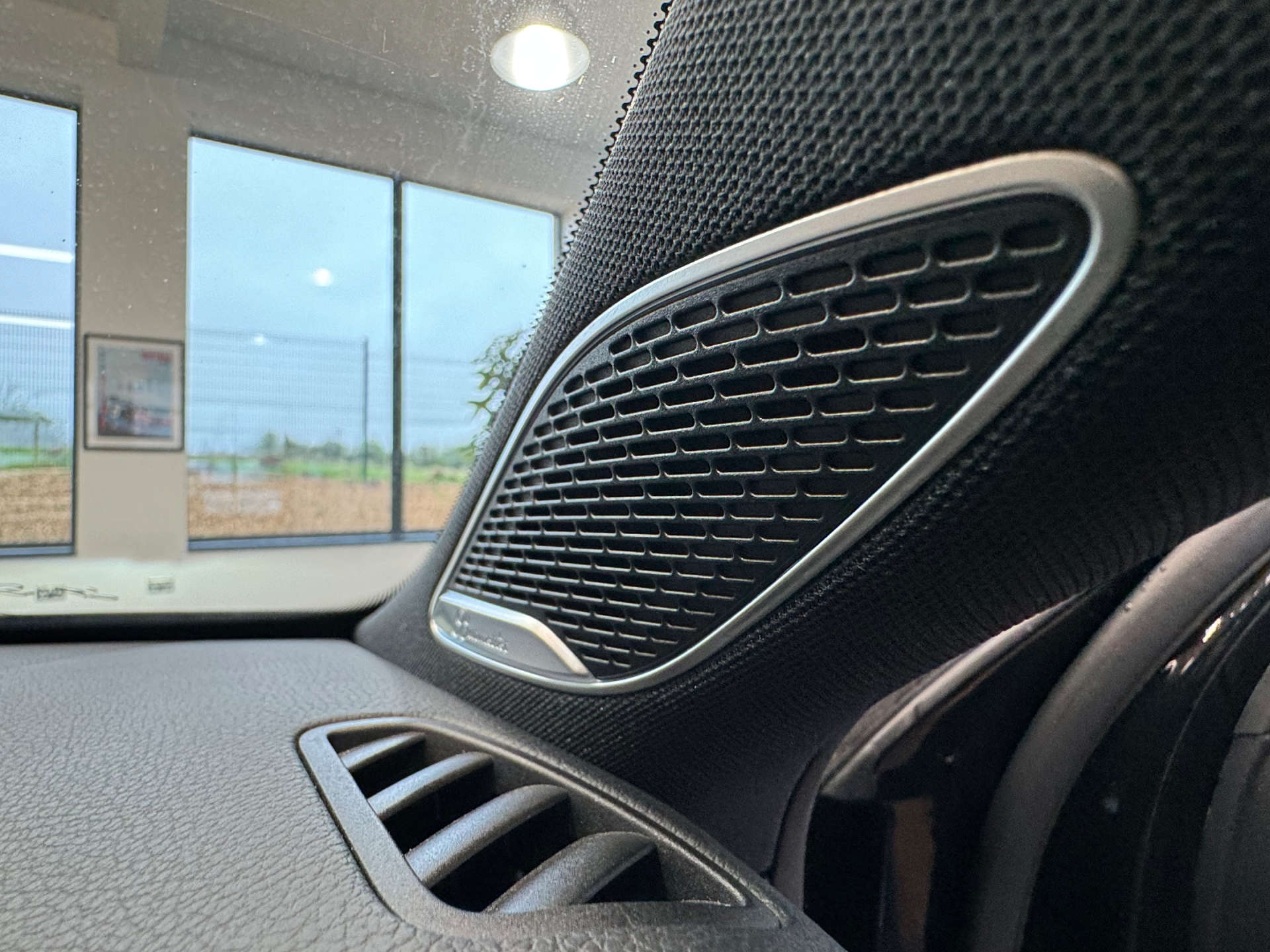 MERCEDES-BENZ A-CLASS 2.0 AMG A 35 4Matic Premium+ Auto 4WD 5dr #42