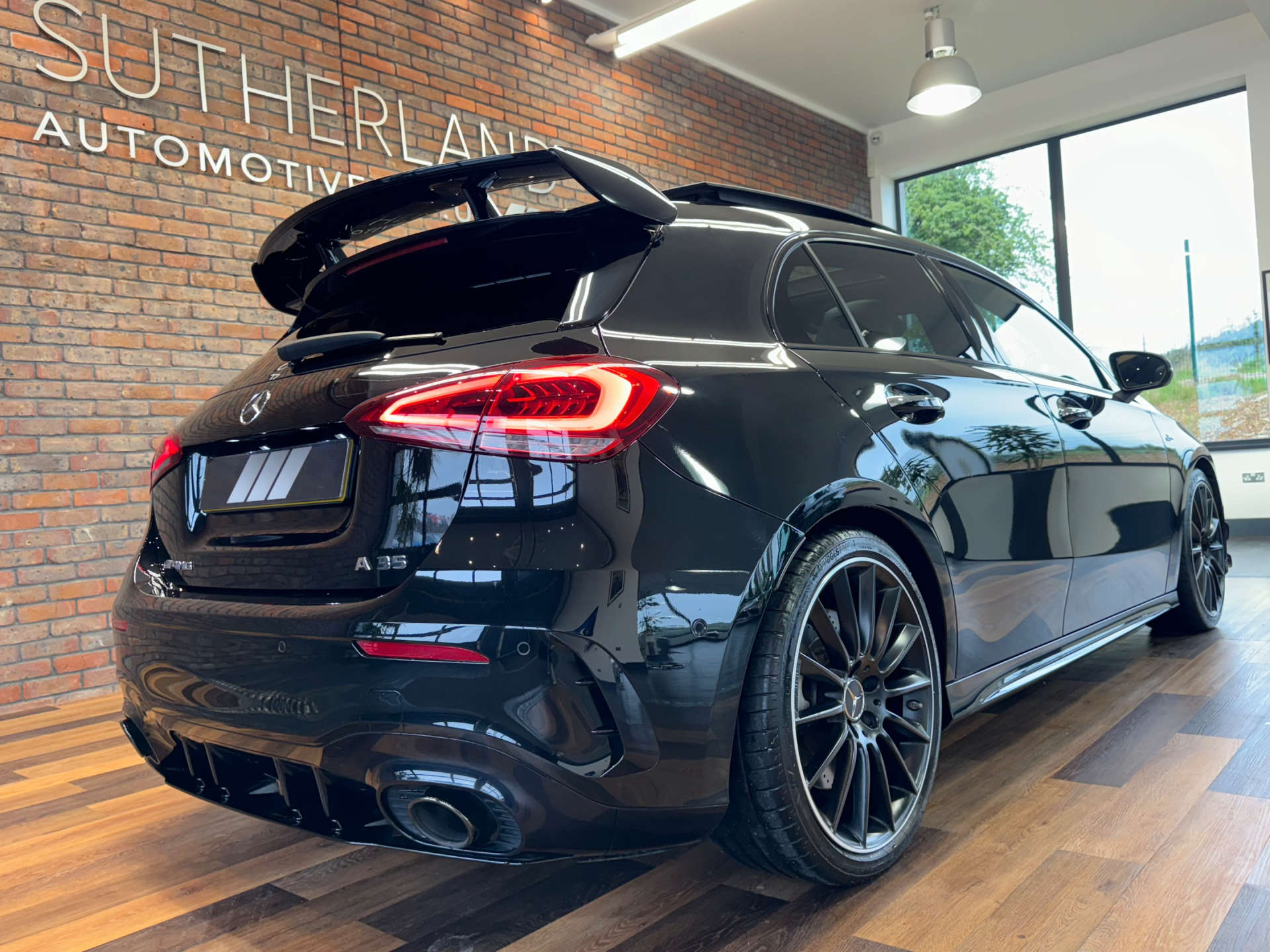 MERCEDES-BENZ A-CLASS 2.0 AMG A 35 4Matic Premium+ Auto 4WD 5dr #46