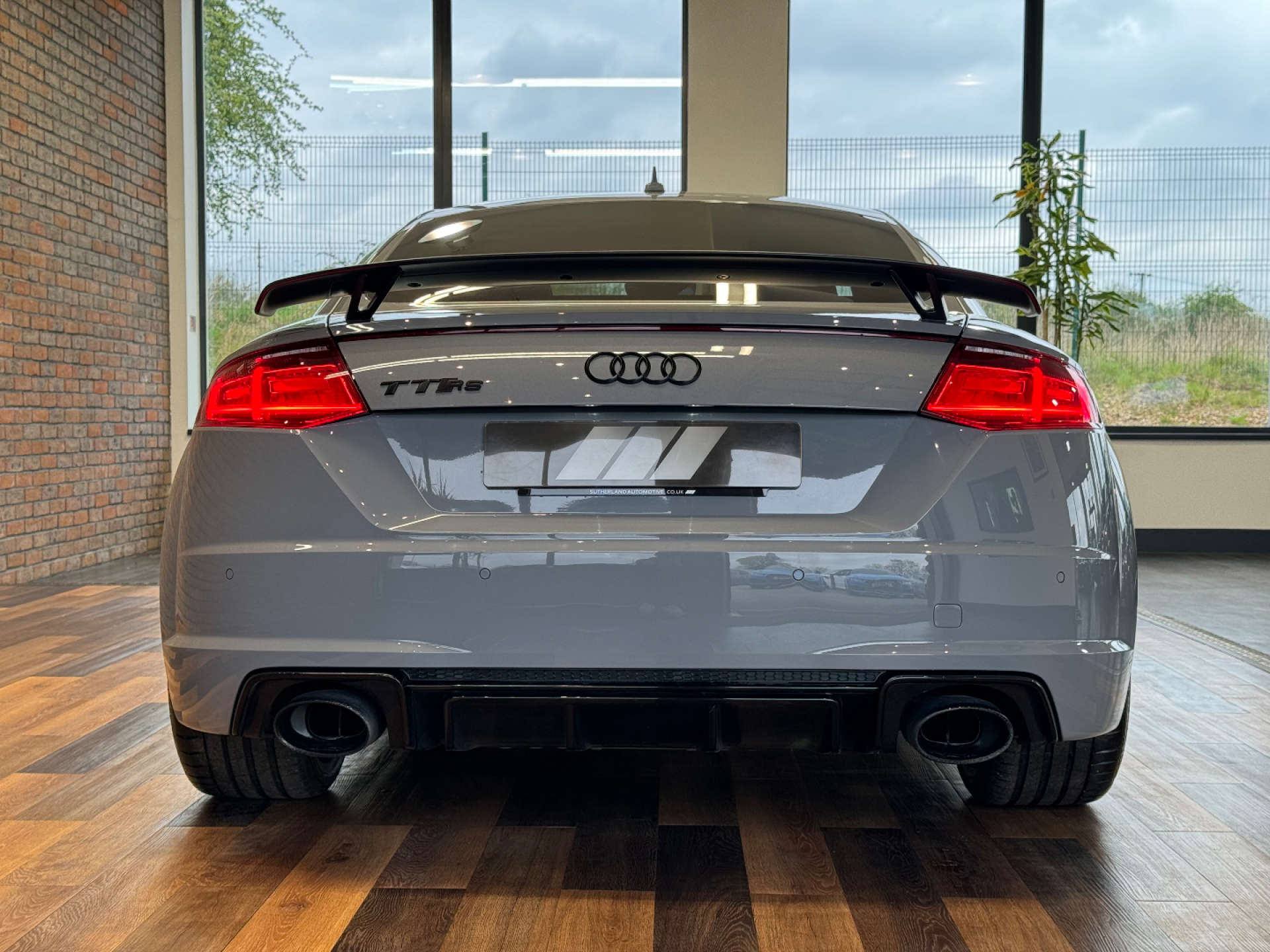 AUDI TT 2.5 TT RS TFSI Quattro Semi-Auto 4WD 3dr #6