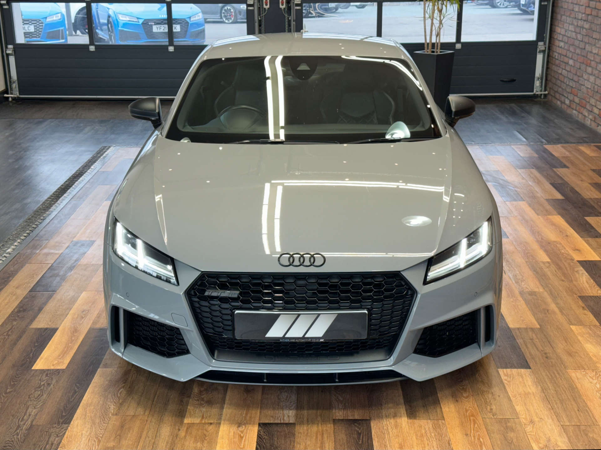 AUDI TT 2.5 TT RS TFSI Quattro Semi-Auto 4WD 3dr #10