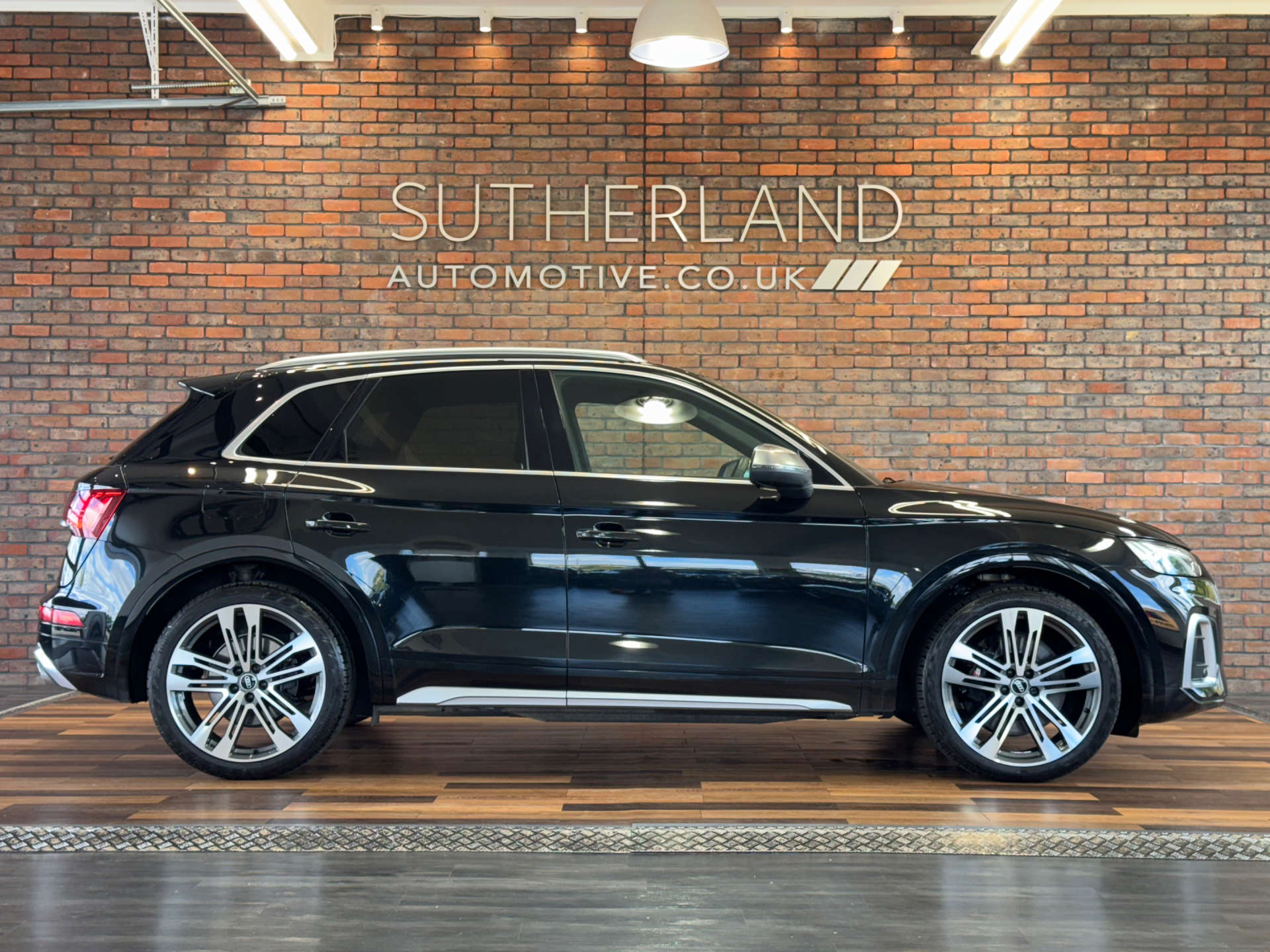 AUDI Q5 3.0 SQ5 TDI MHEV Quattro Auto 4WD 5dr #2