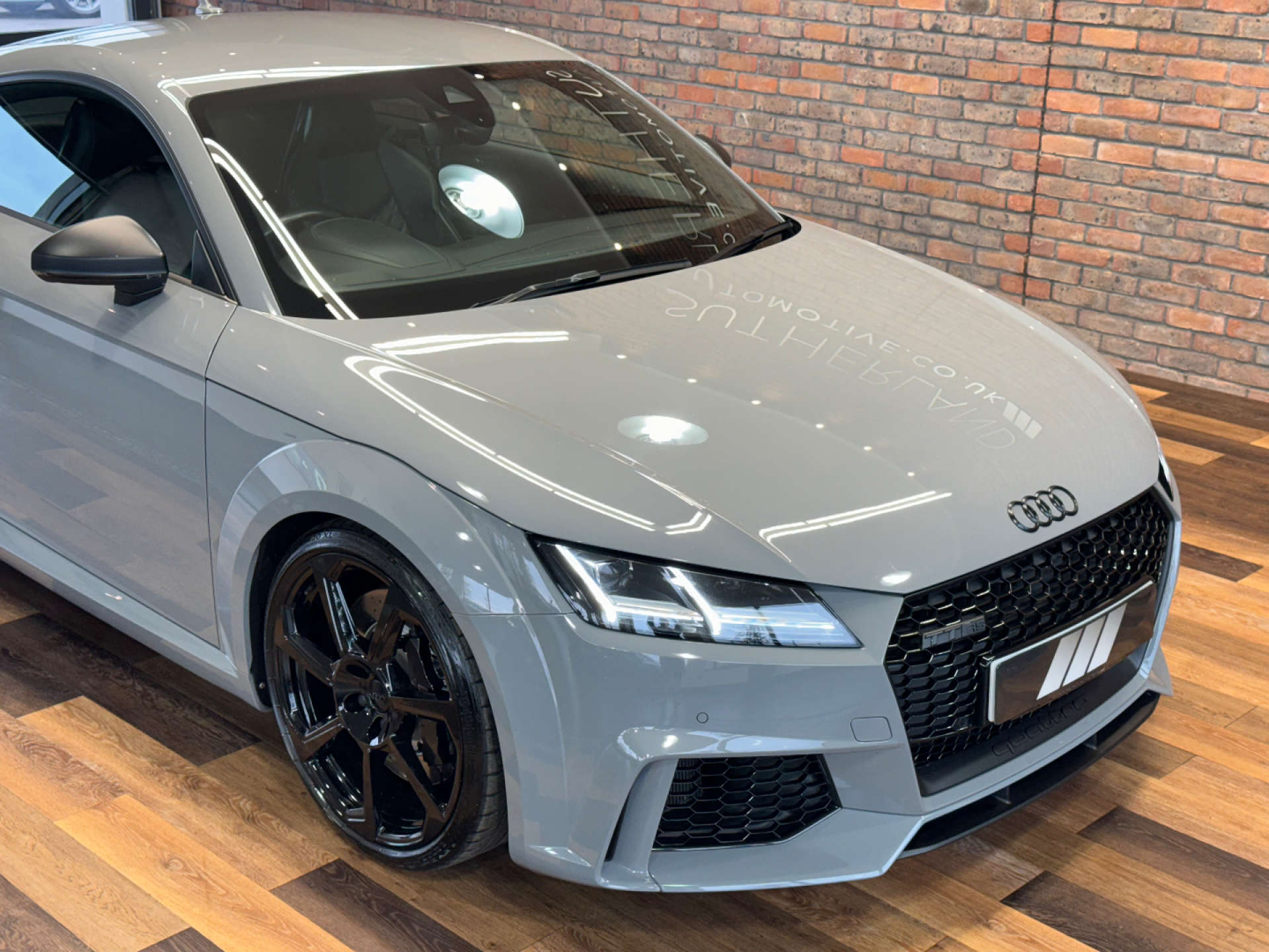AUDI TT 2.5 TT RS TFSI Quattro Semi-Auto 4WD 3dr #12