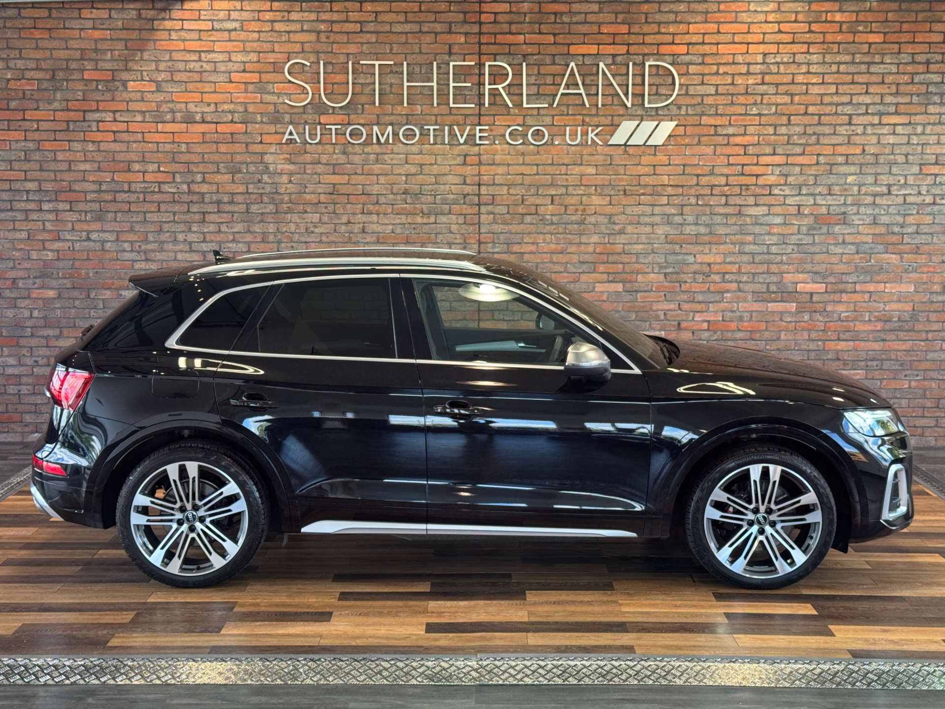 AUDI Q5 3.0 SQ5 TDI MHEV Quattro Auto 4WD 5dr #3