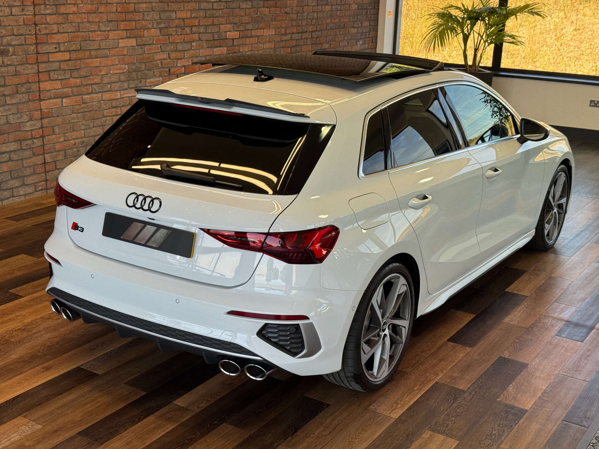 AUDI A3 2.0 S3 Sportback TFSI Quattro Semi-Auto 4WD 5dr #7