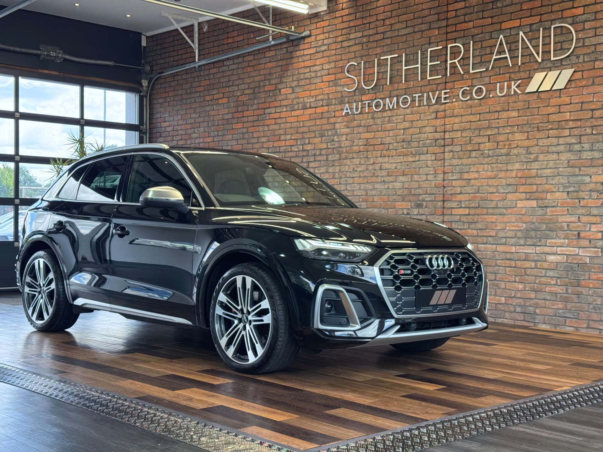 AUDI Q5 3.0 SQ5 TDI MHEV Quattro Auto 4WD 5dr #4
