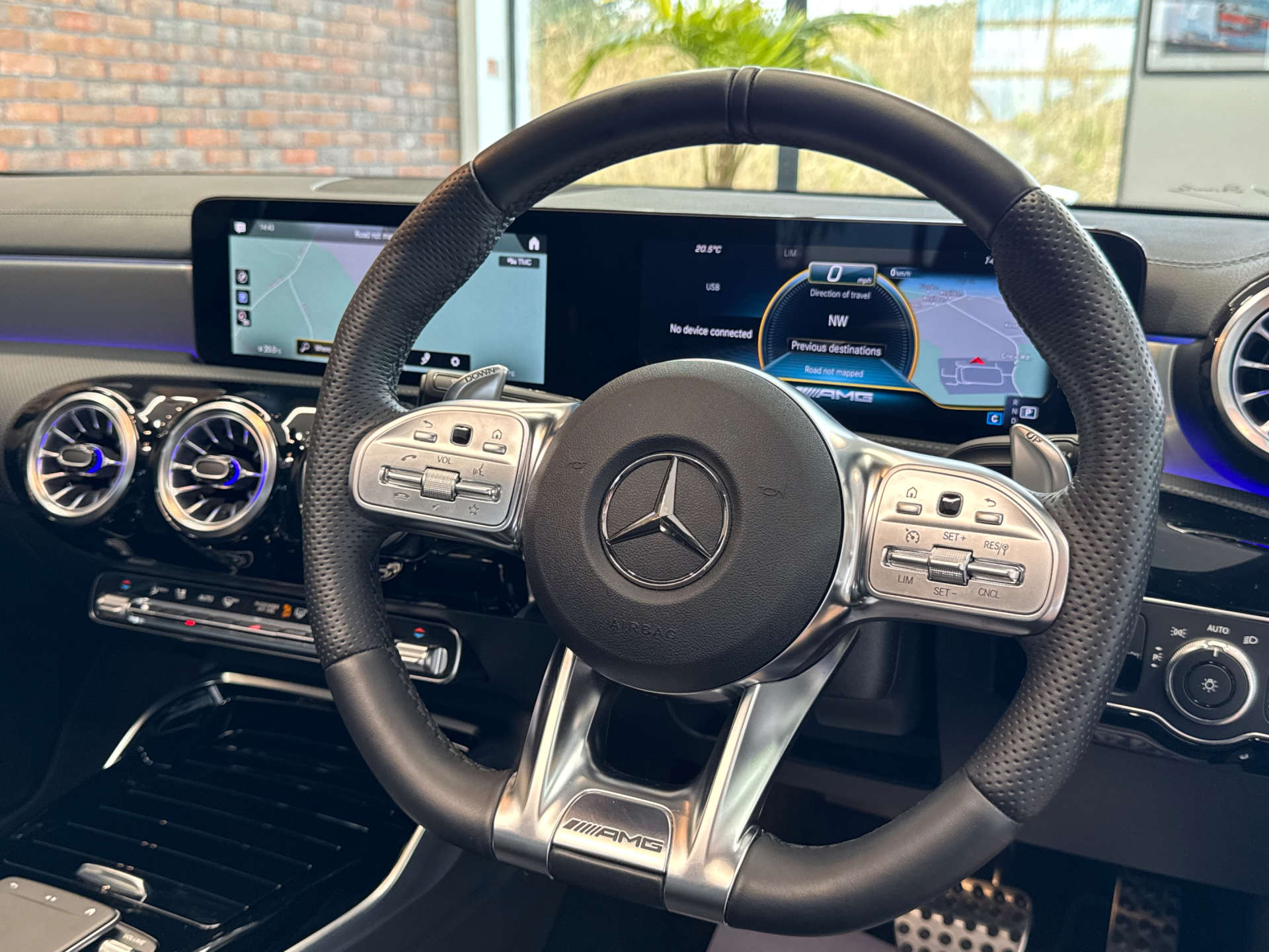 MERCEDES-BENZ A-CLASS 2.0 AMG A 35 Premium+ 4Matic Edition Auto 4WD 5dr #64
