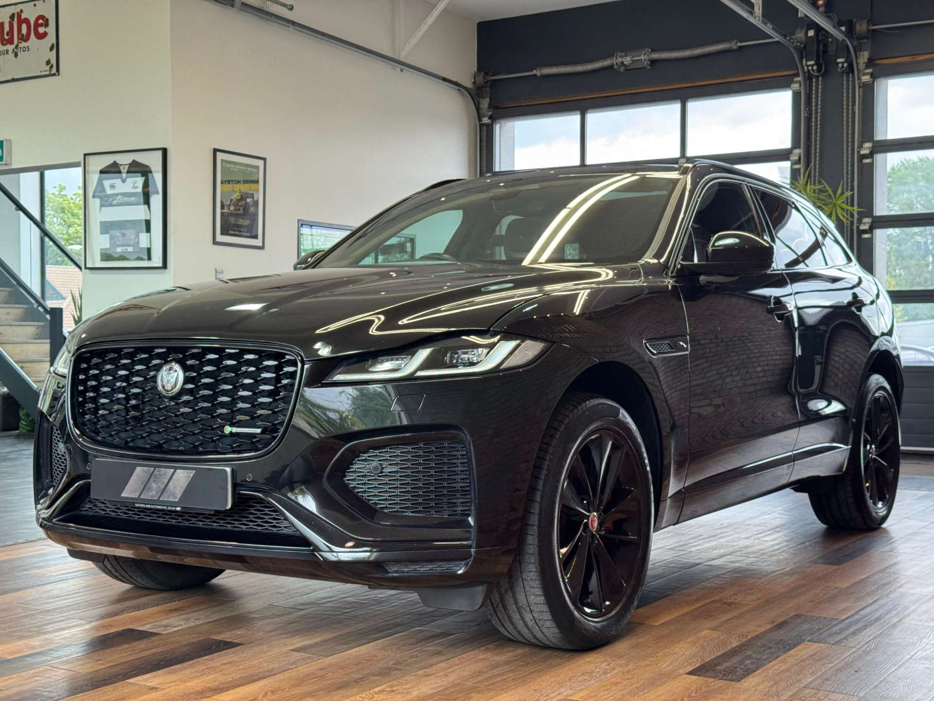2022 Jaguar F-Pace thumbnail 8