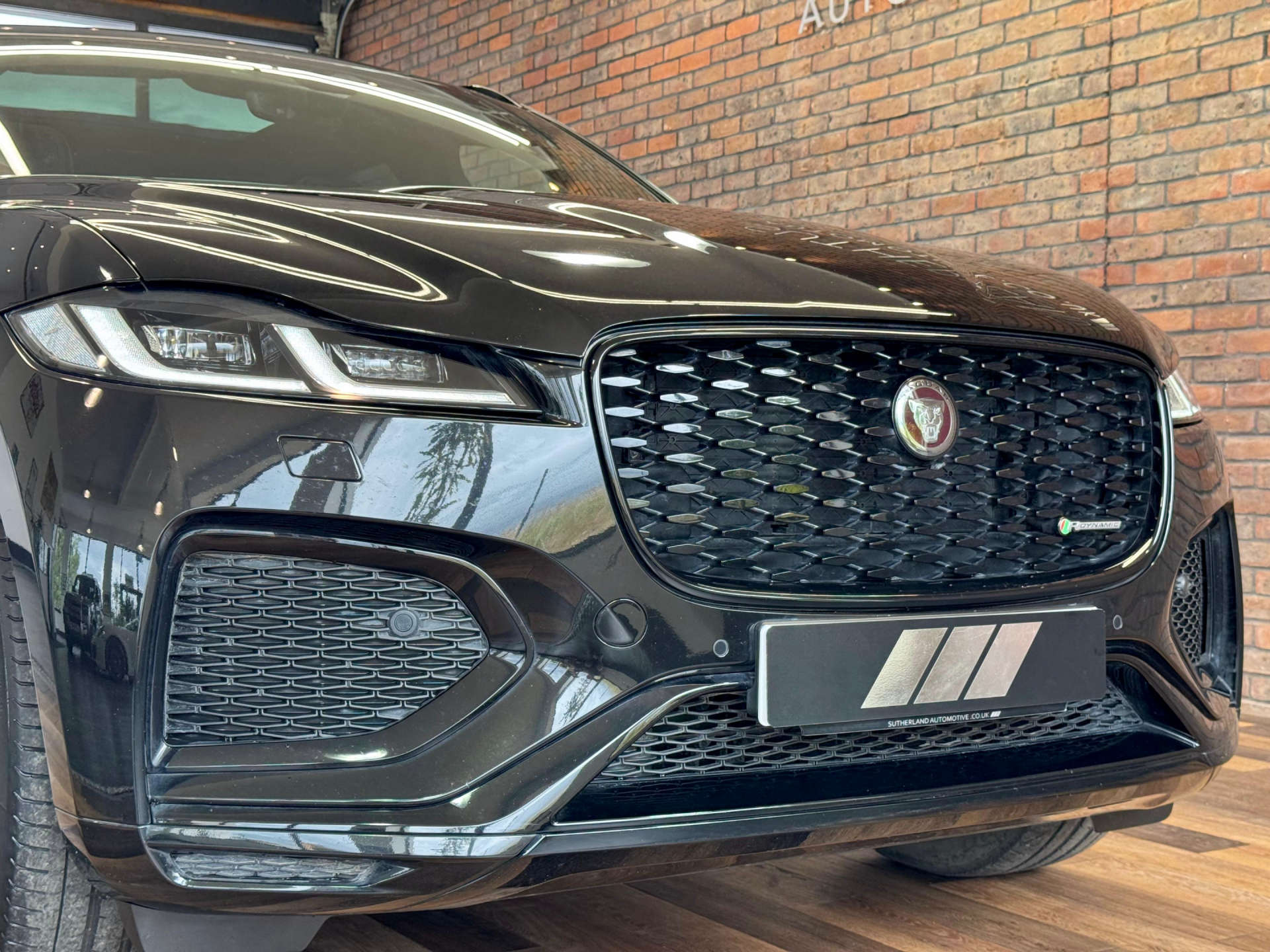 2022 Jaguar F-Pace thumbnail 10