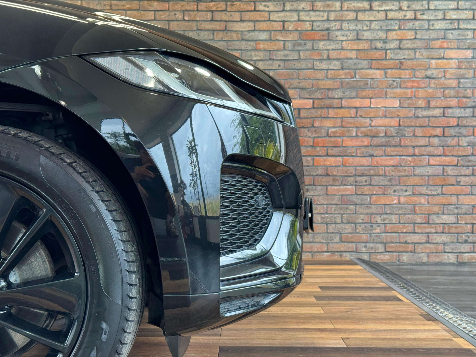 2022 Jaguar F-Pace thumbnail 11